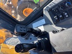 Control Station with Auxiliary Hydraulic Control