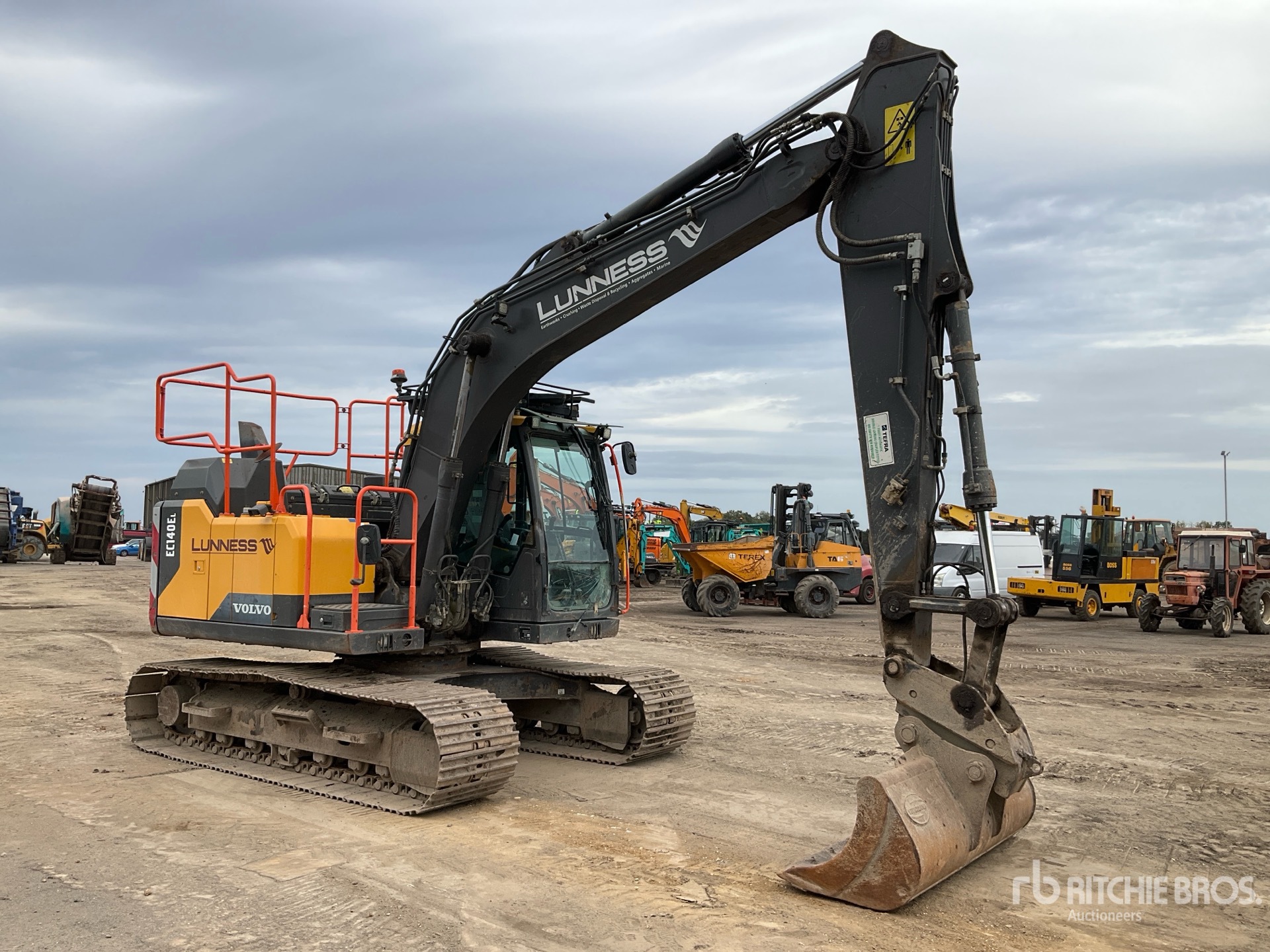 2019 Volvo EC140EL