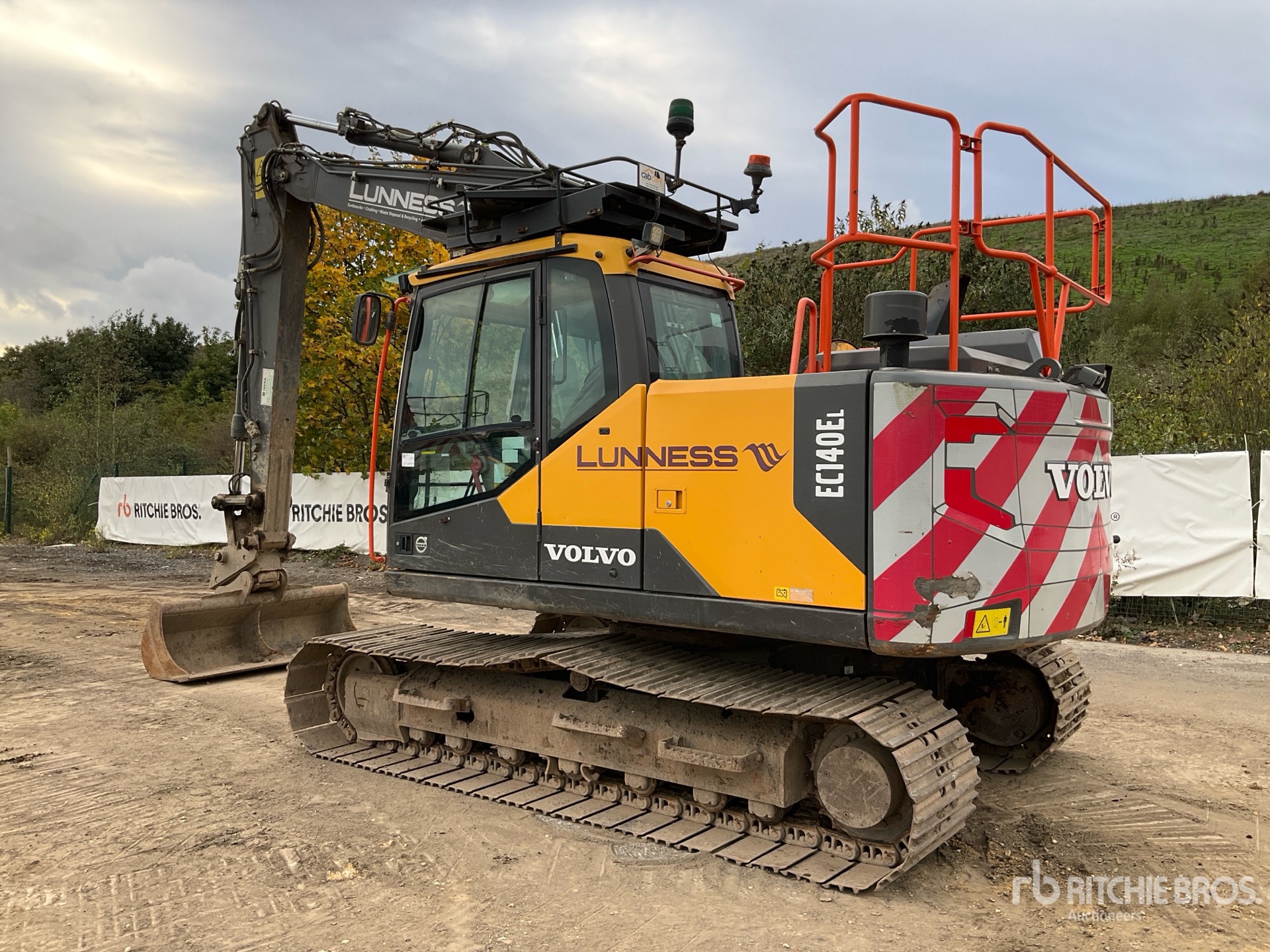 2019 Volvo EC140EL
