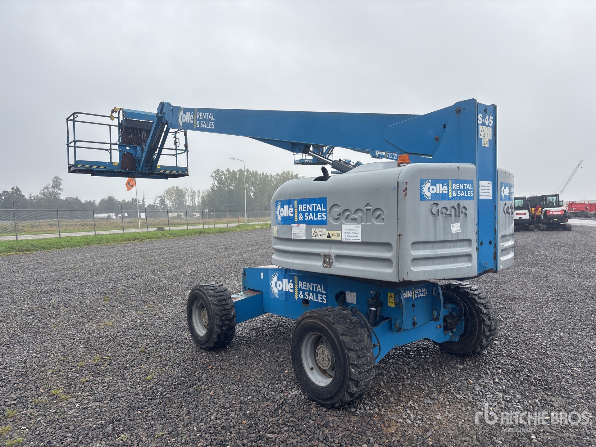 2018 Genie S-45