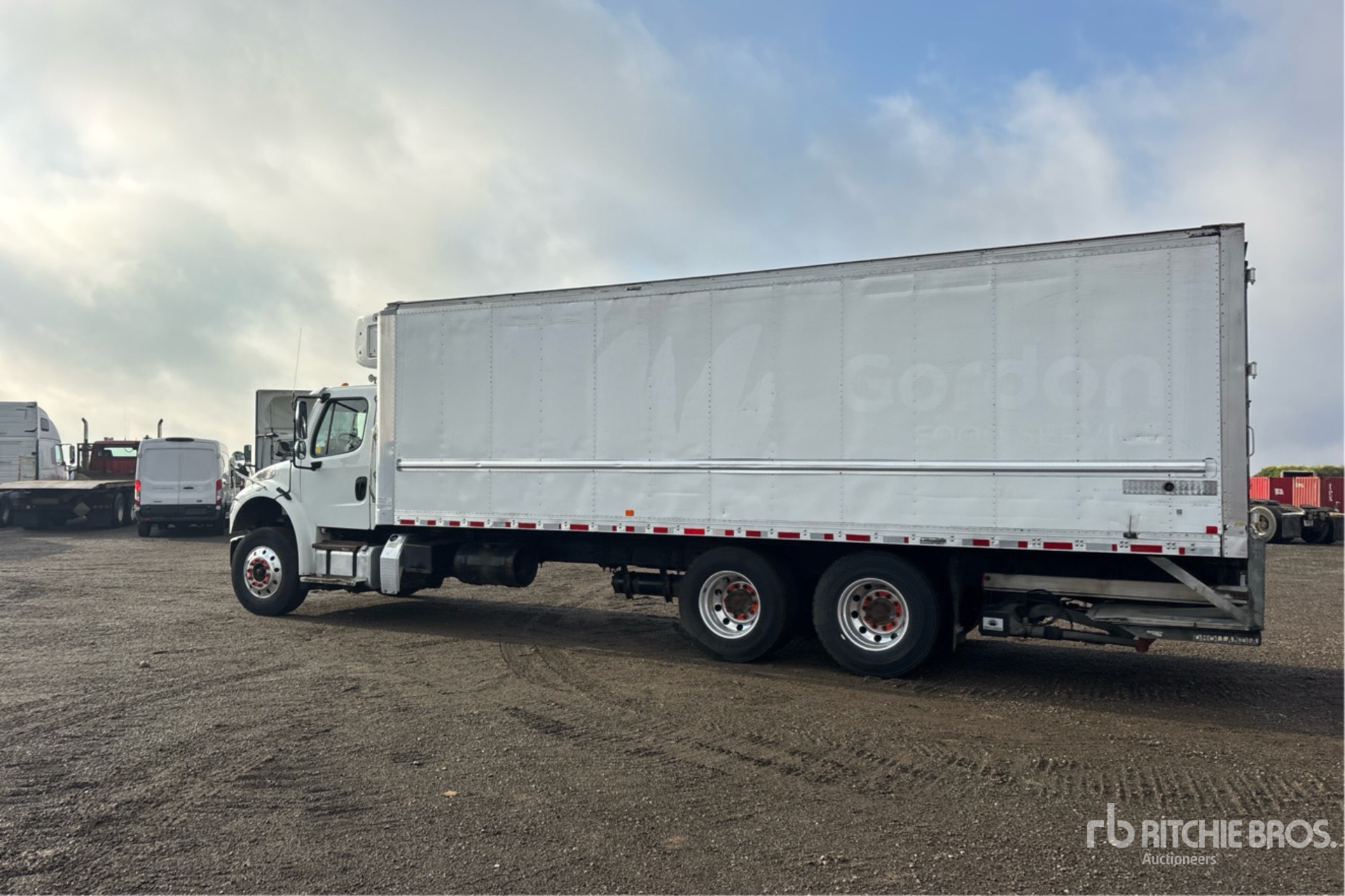 2018 Freightliner M2 106