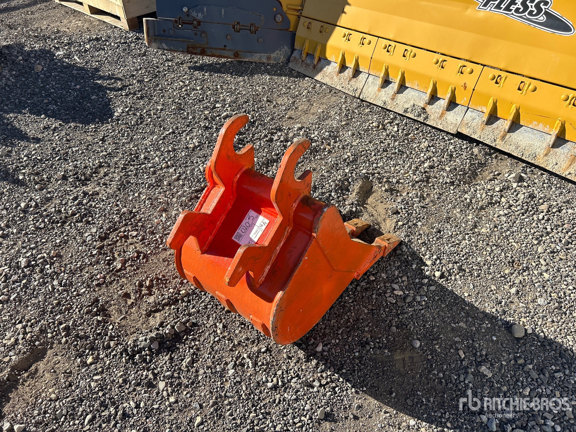 Kubota 19 IN Q/C DIGGING