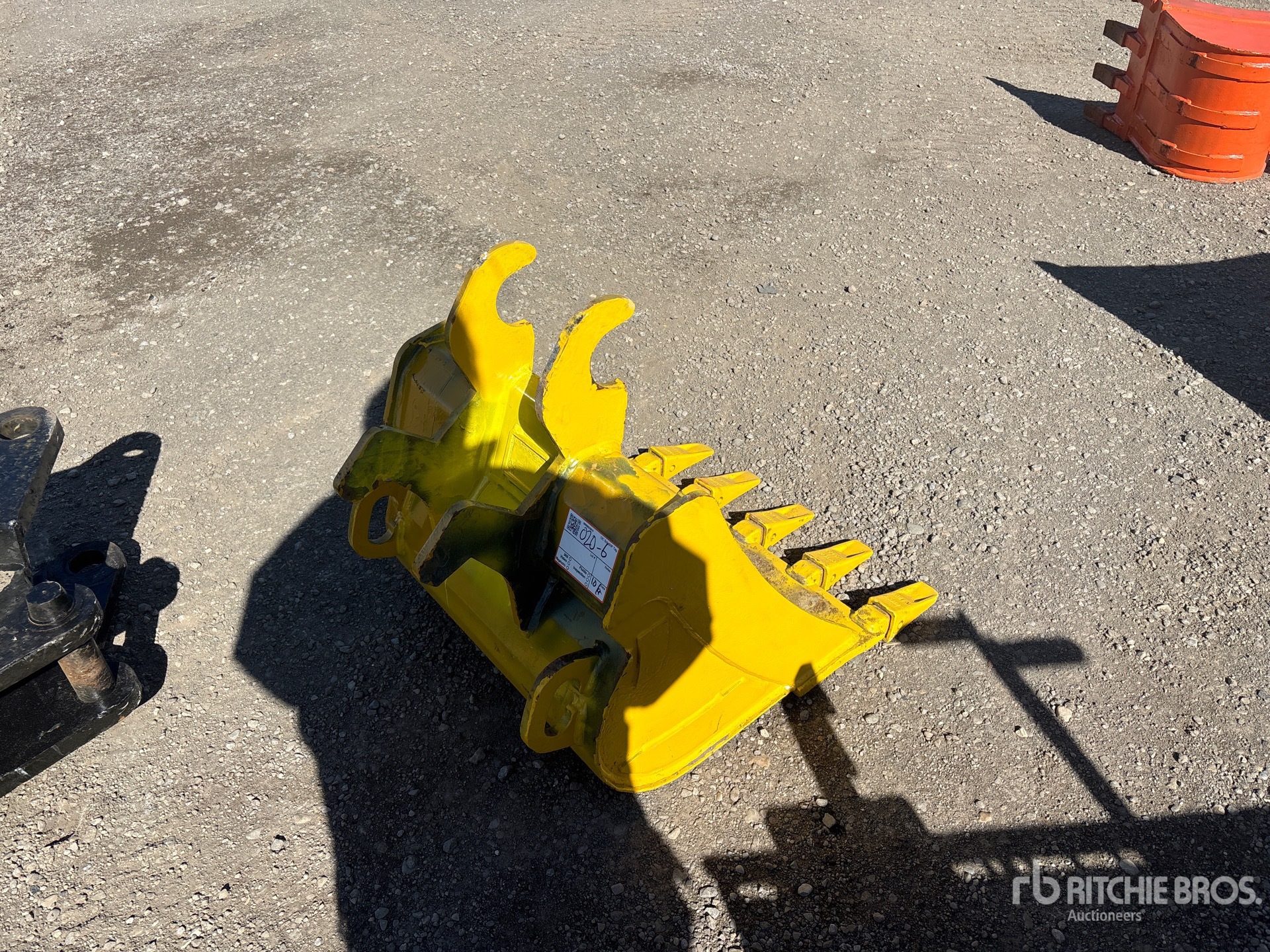 John Deere 24 IN - FITS JOHN DEERE 35G