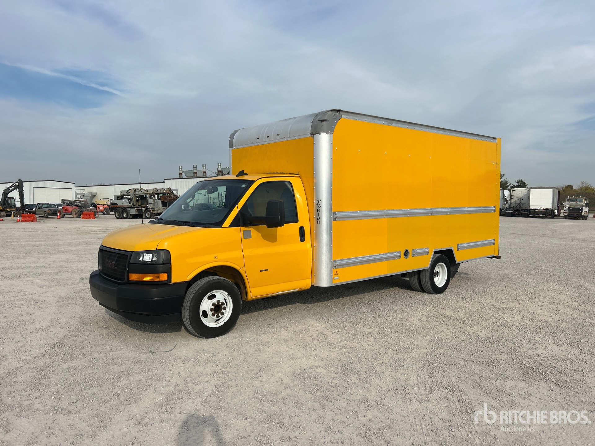 2021 GMC Savana G3500