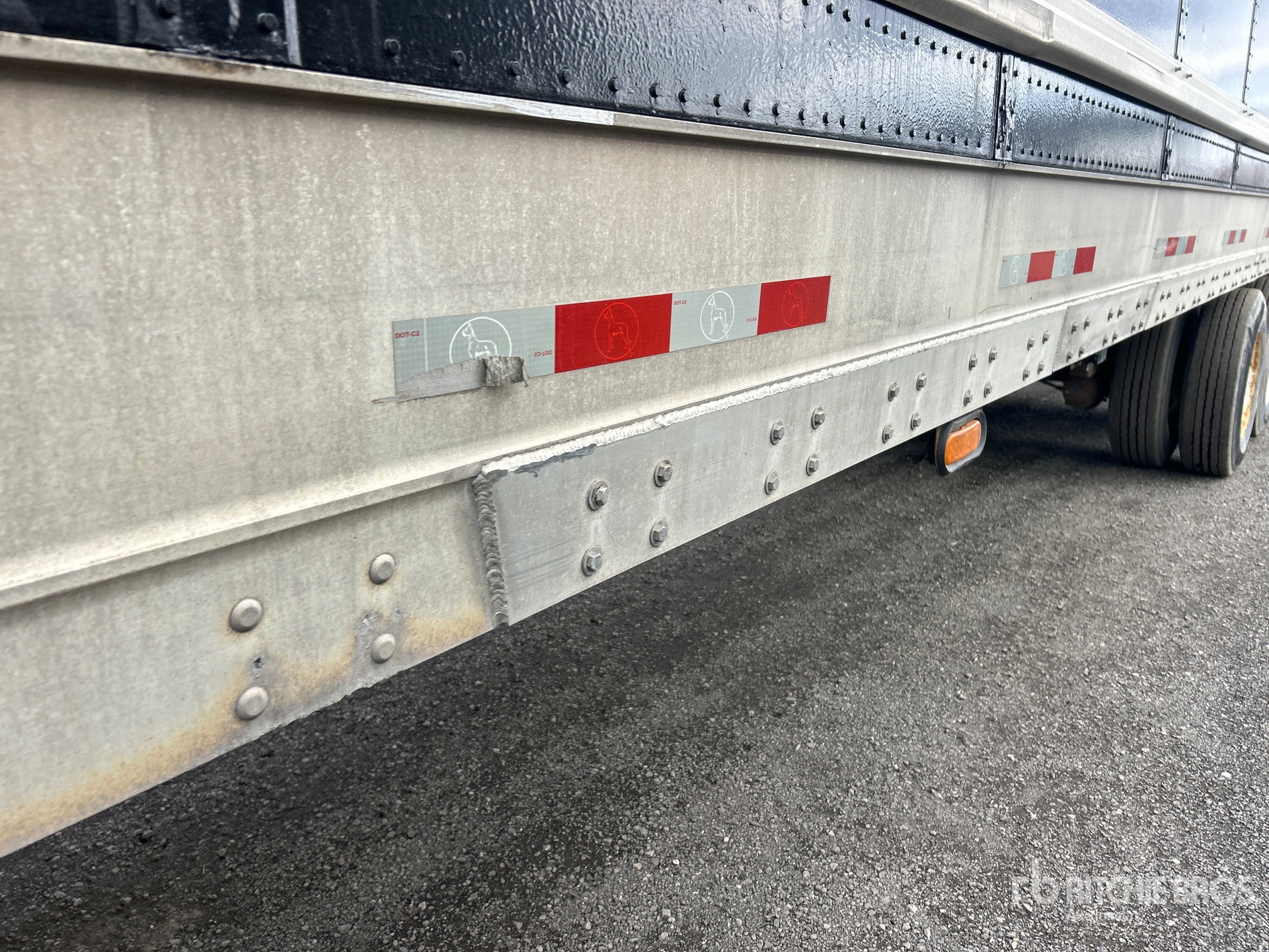2012 Great Dane 53 FT X 102 IN T/A