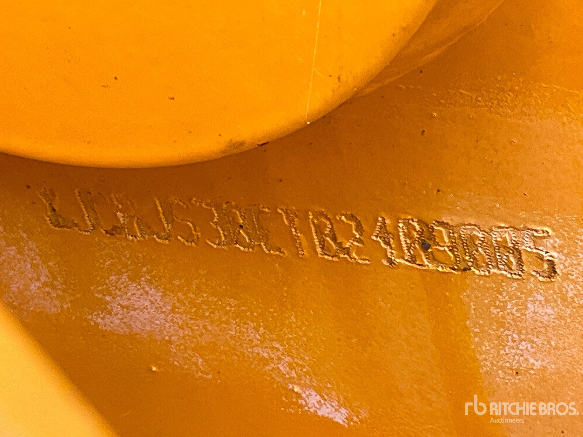 2015 JCB JS300LC