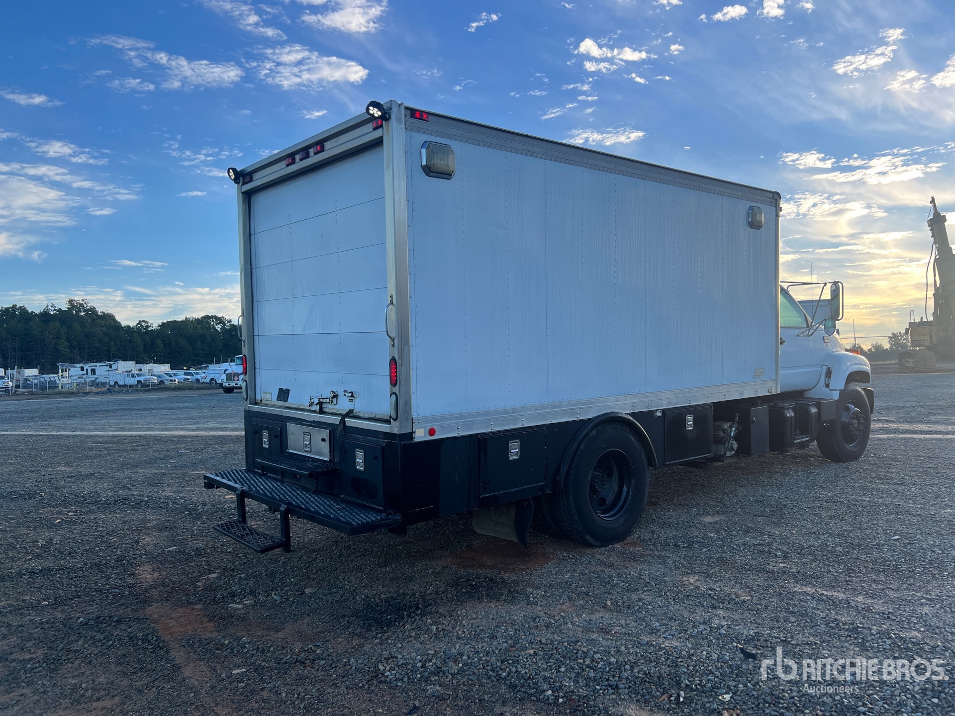 2000 Chevrolet C6500