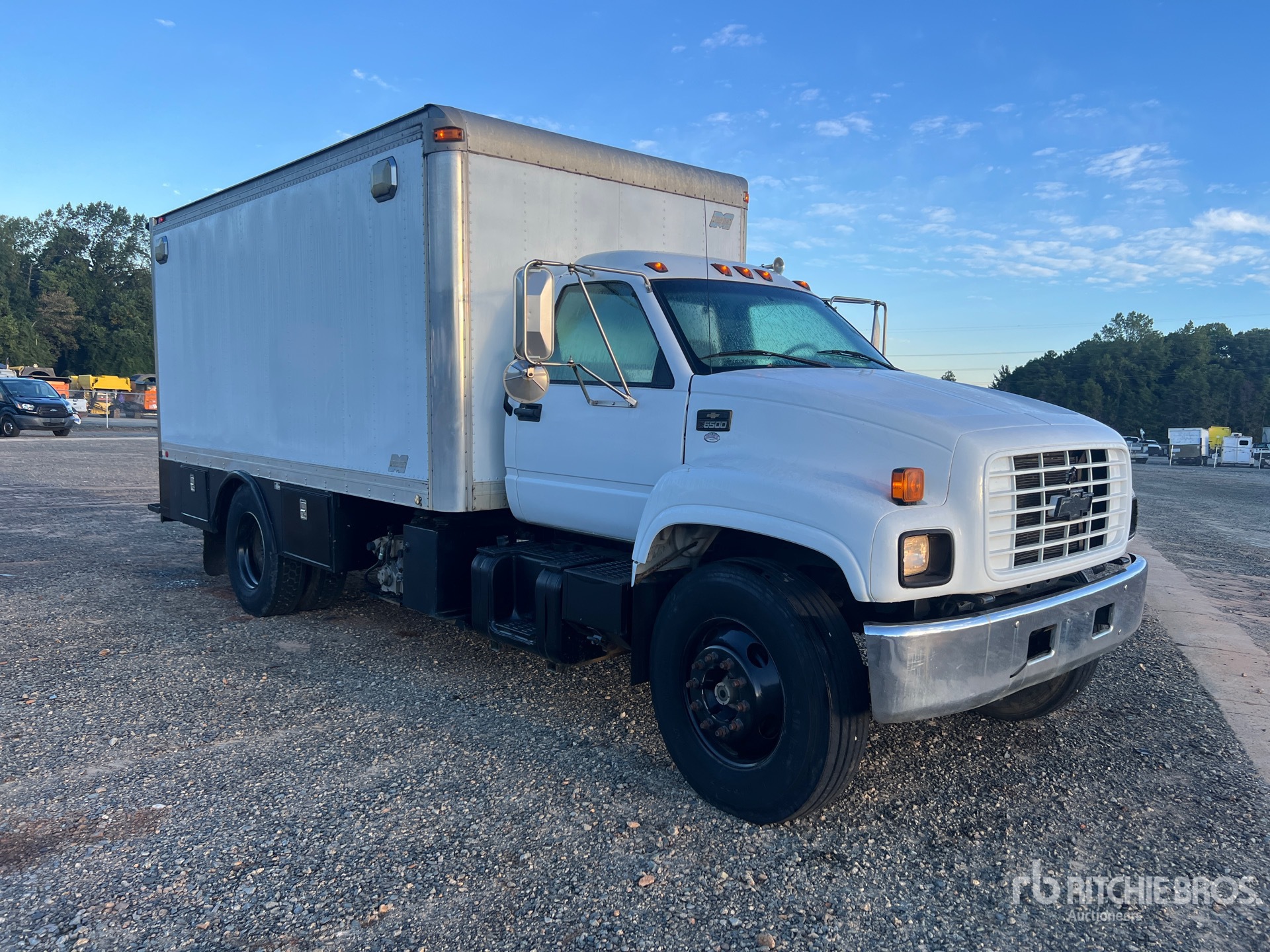 2000 Chevrolet C6500