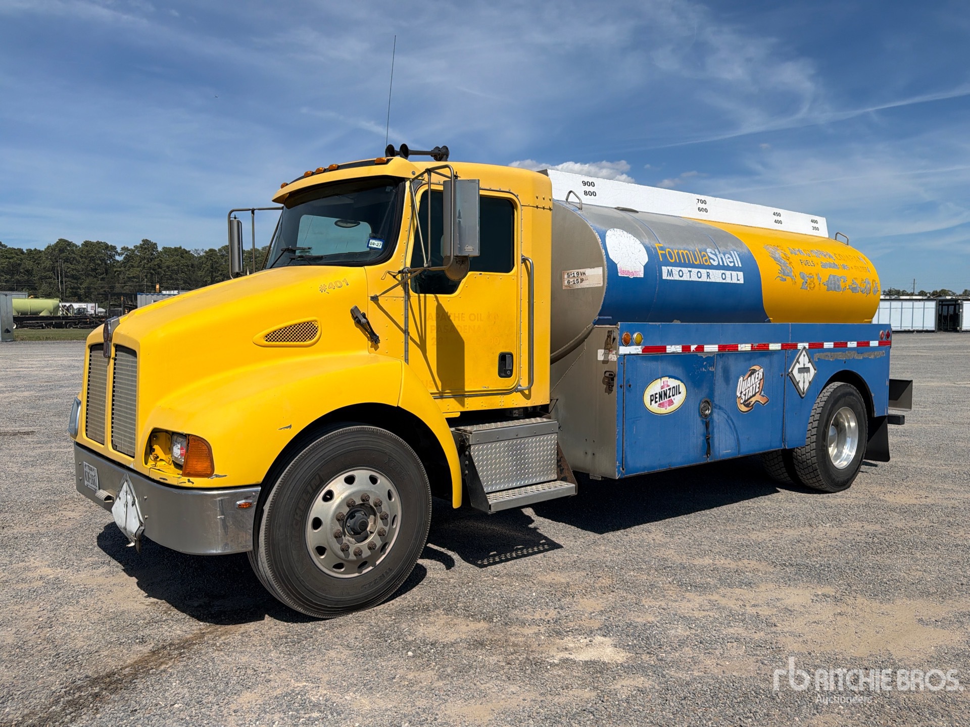 Photo of 2004 Kenworth T300