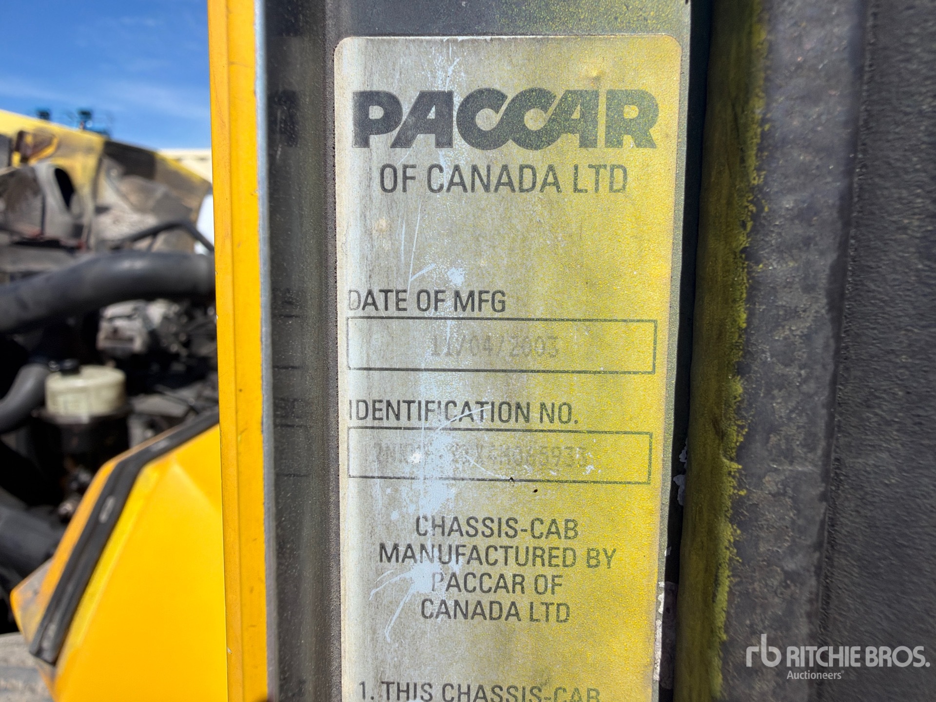 2004 Kenworth T300