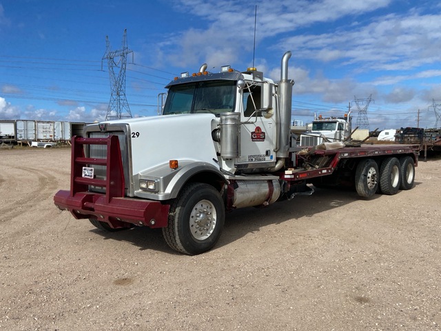 2025 Western Star 47X 8x4 Winch Truck
