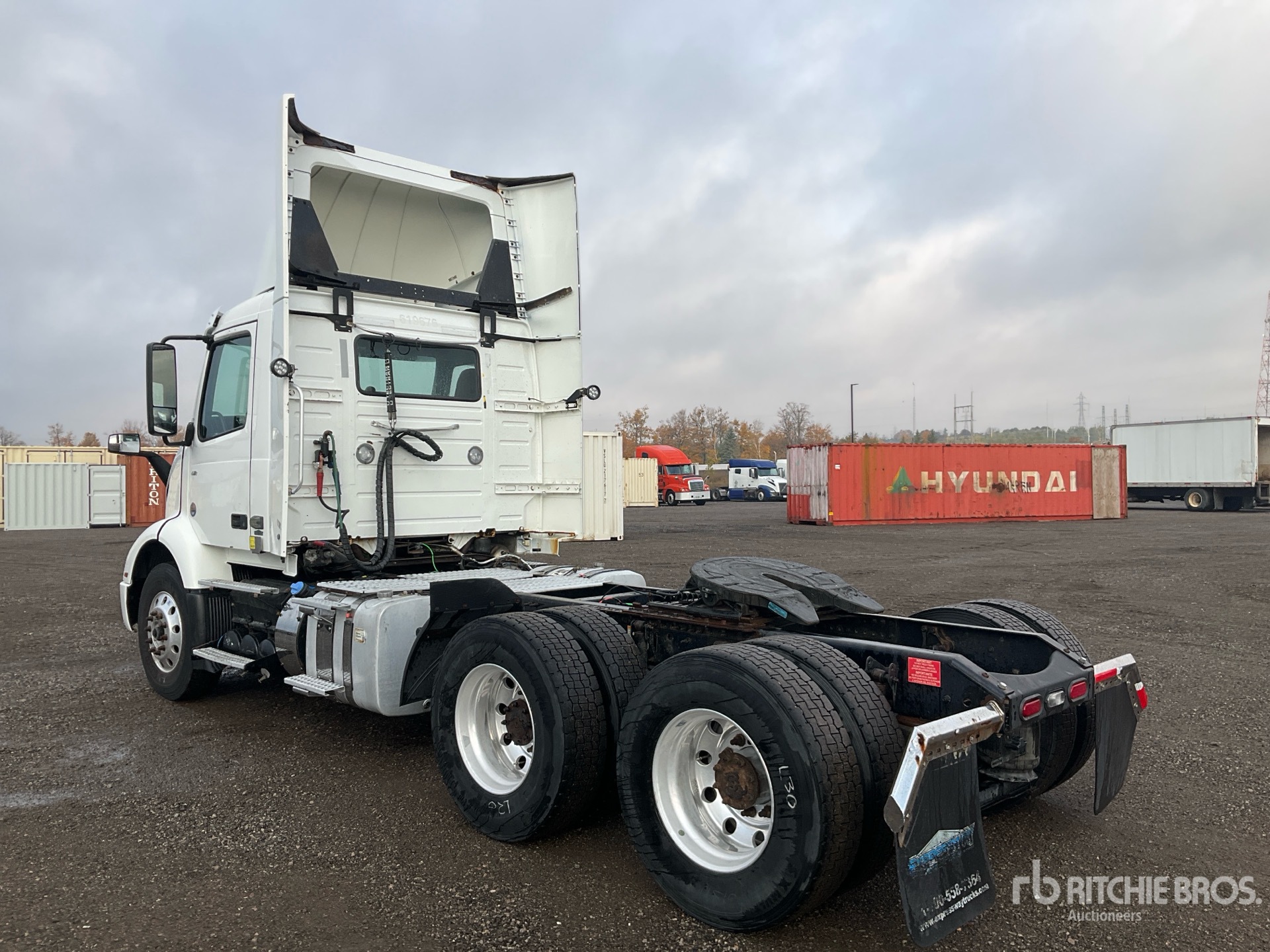 2020 Volvo VNR