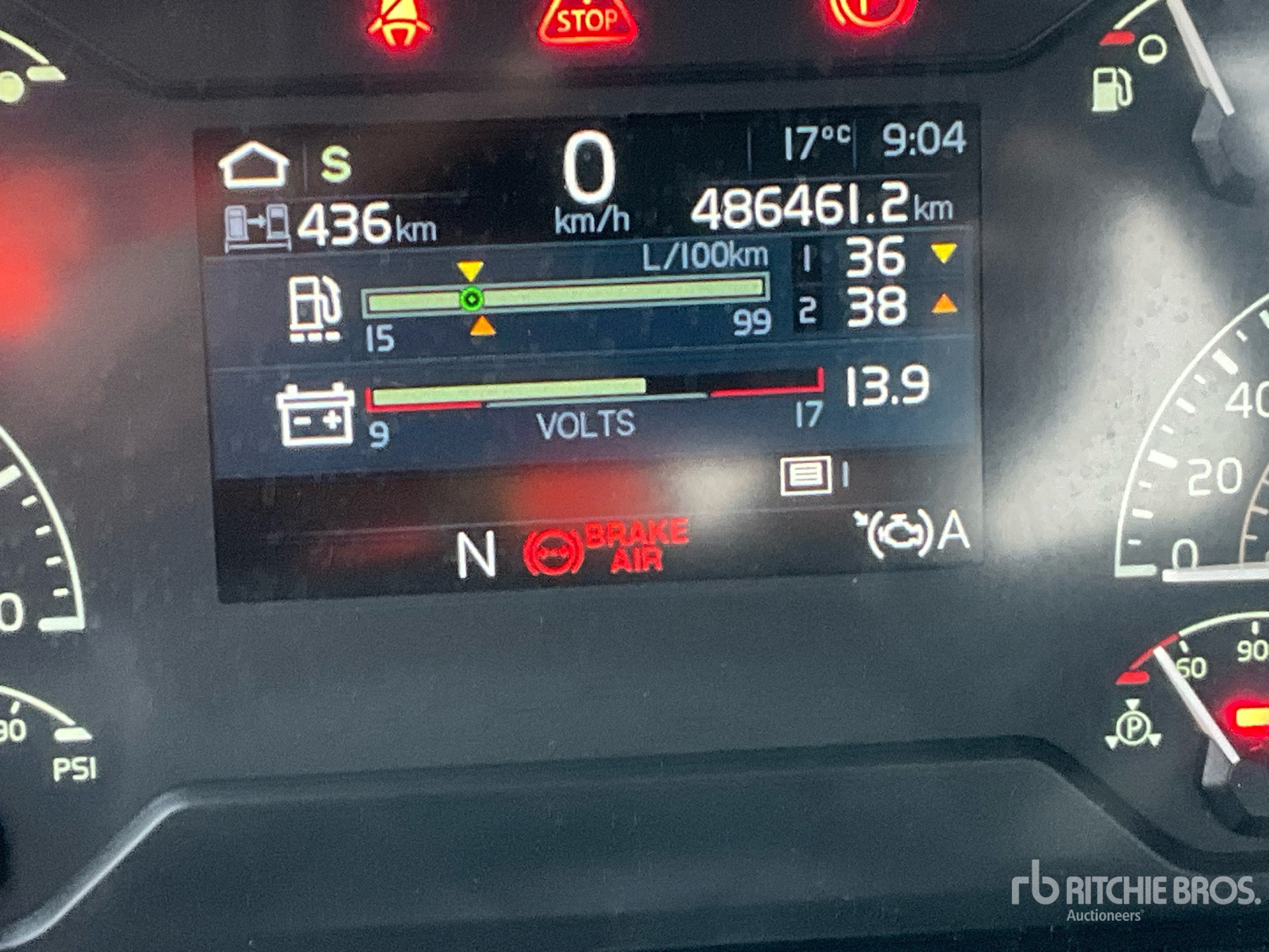 2020 Volvo VNR