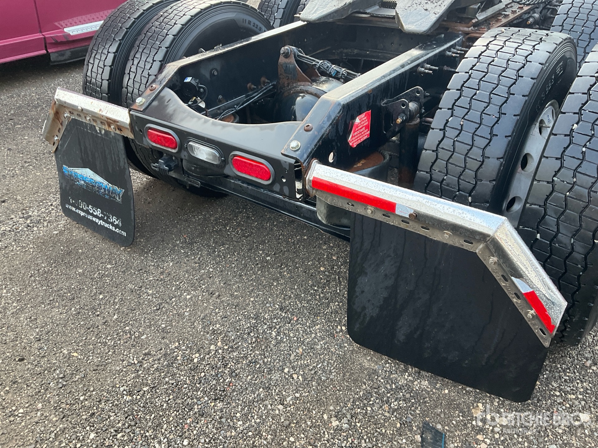 2020 Volvo VNR