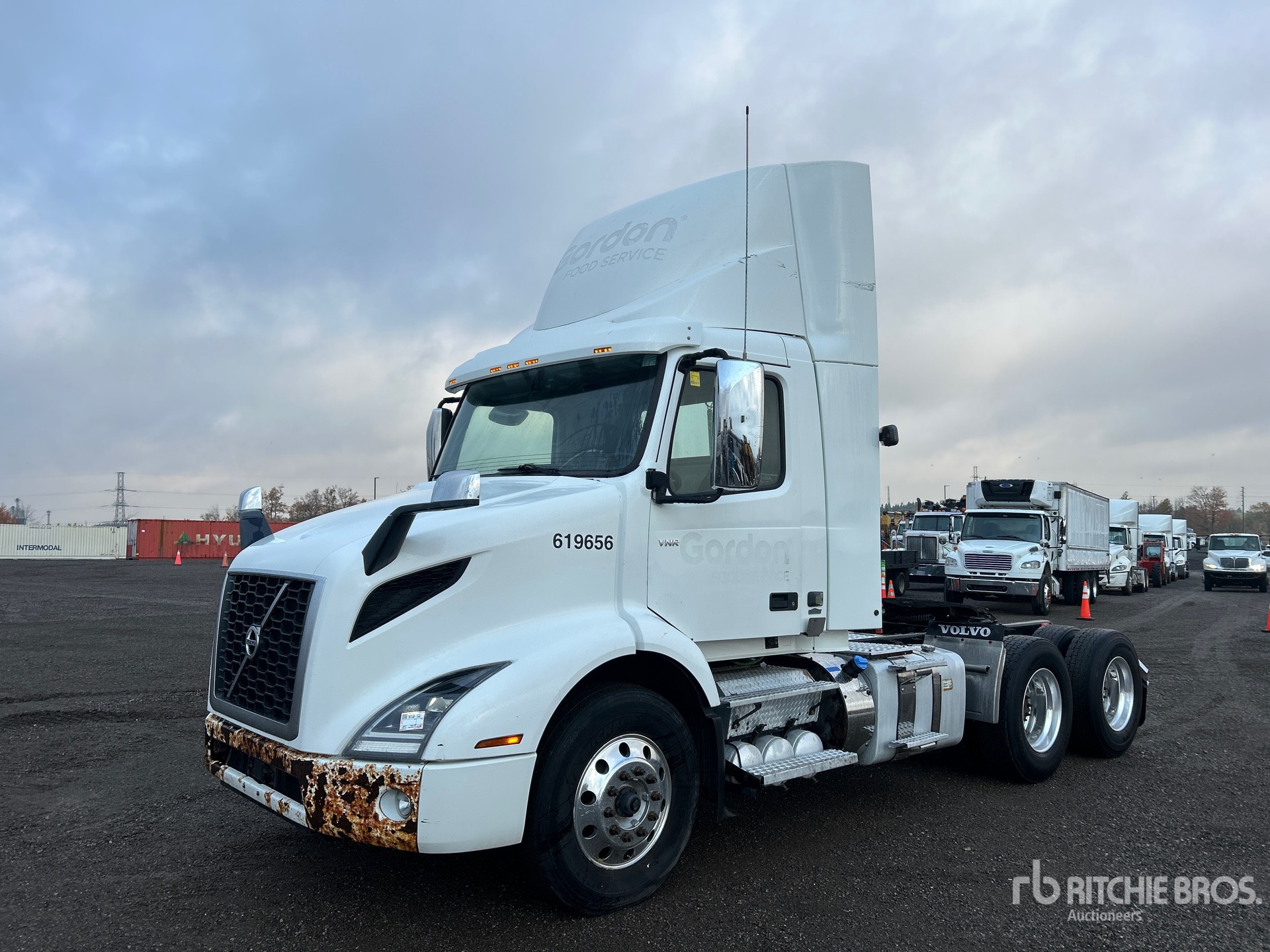 Photo of 2019 Volvo VNR