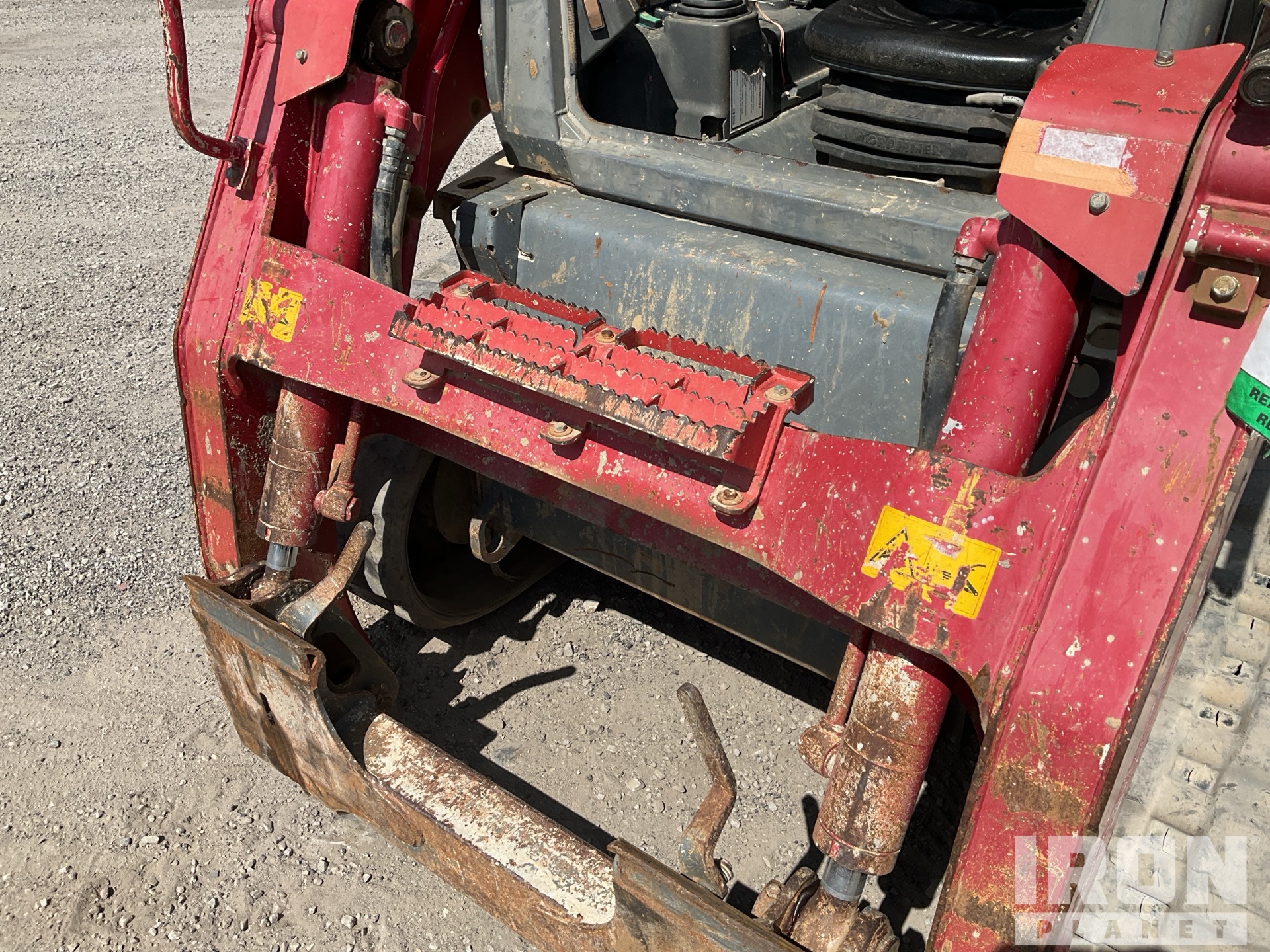 2018 Takeuchi TL12R2