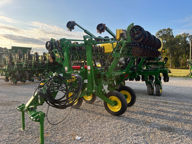 2024 John Deere 1795 24 Row Planter