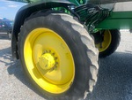 Châssis with Right Rear Tire