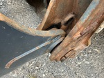 Chassis with Quick Coupler to Arms Pins