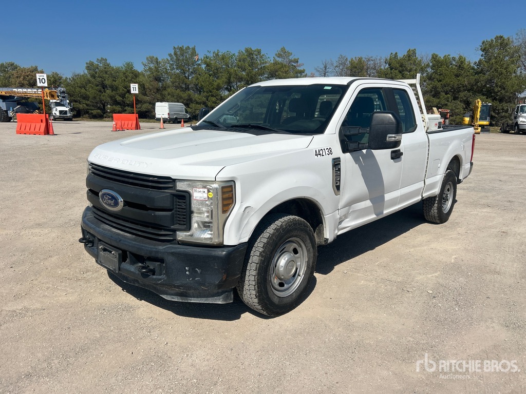 General Appearance with Featured Photo