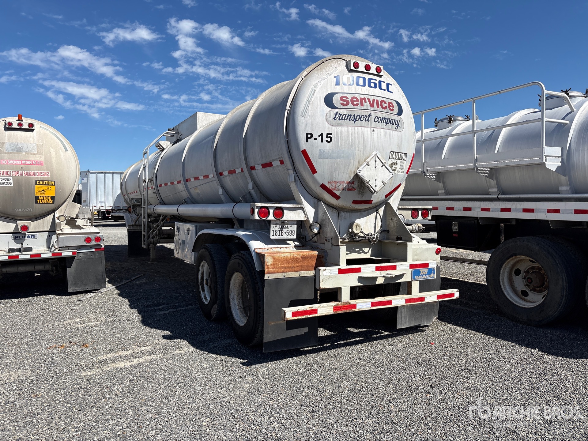 1997 Trailmaster 8400 GAL T/A