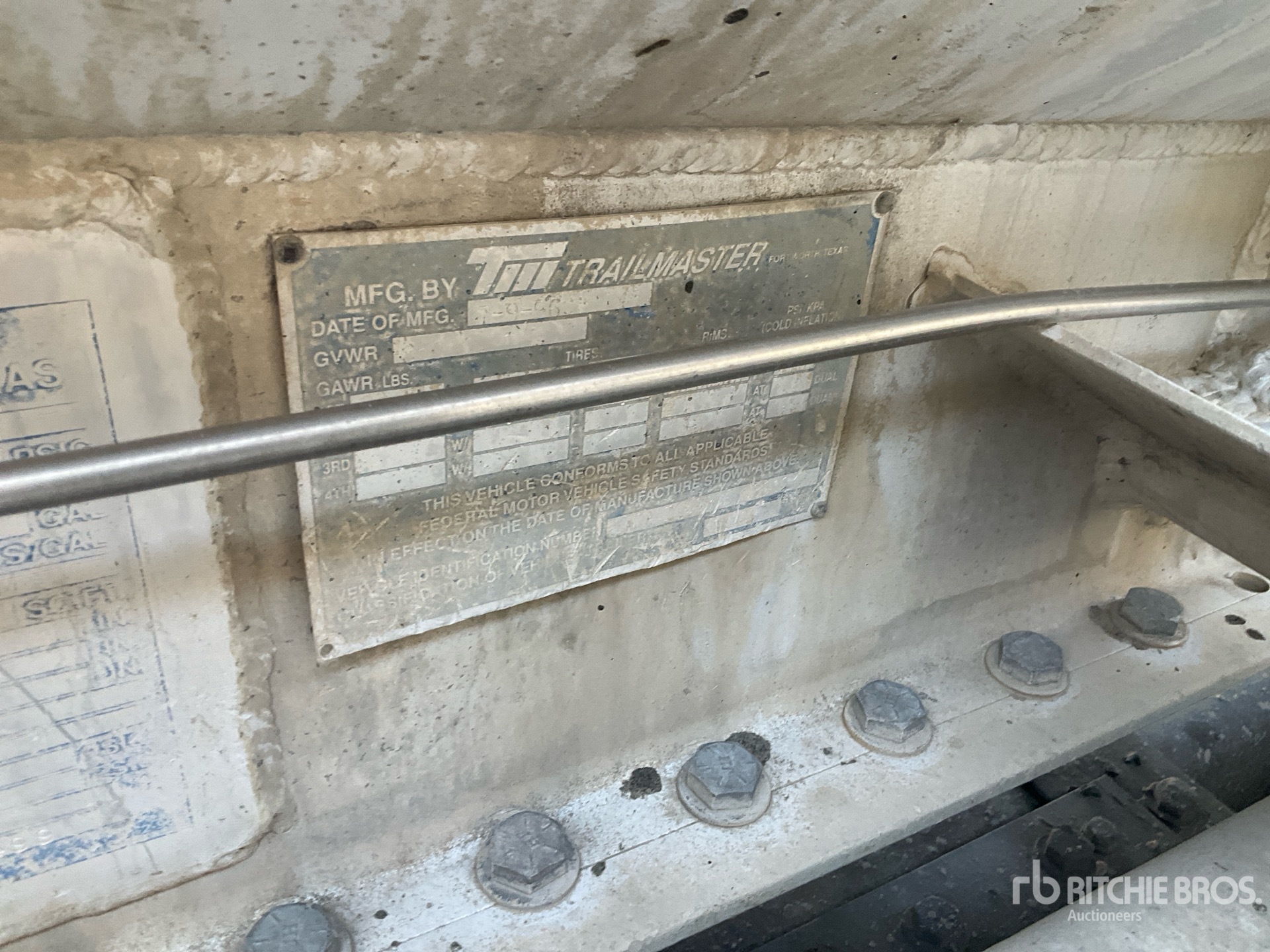 1997 Trailmaster 8400 GAL T/A