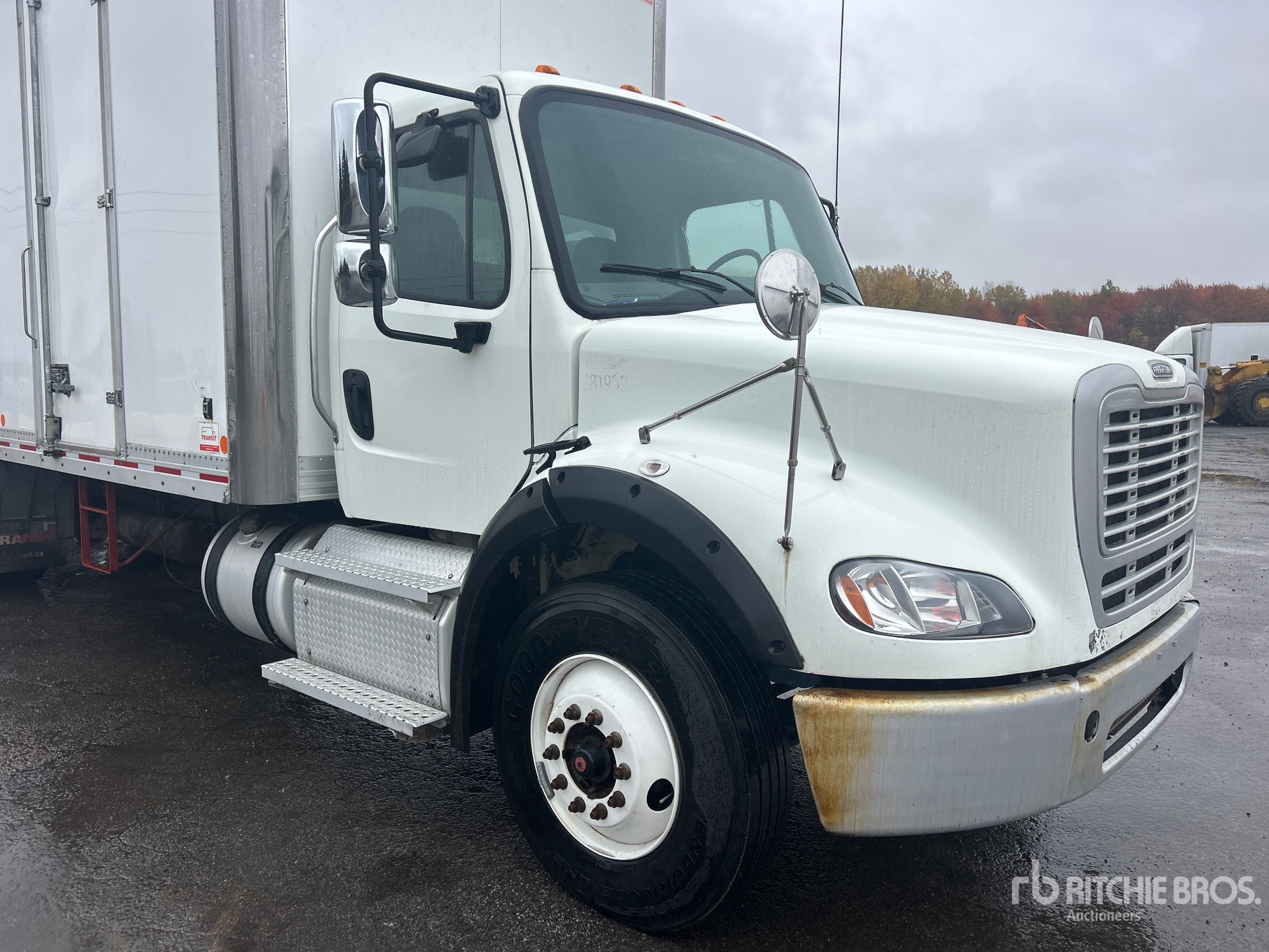 2020 Freightliner M2 112