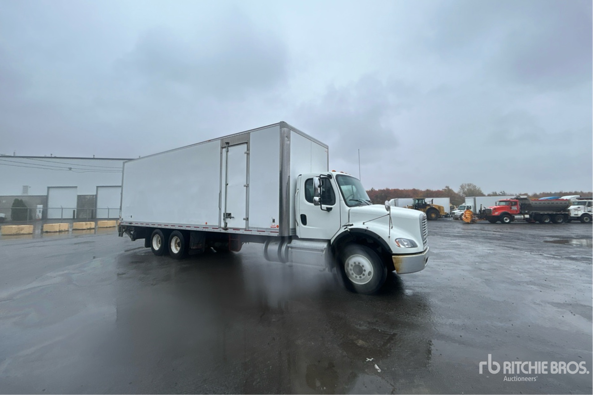 2020 Freightliner M2 112