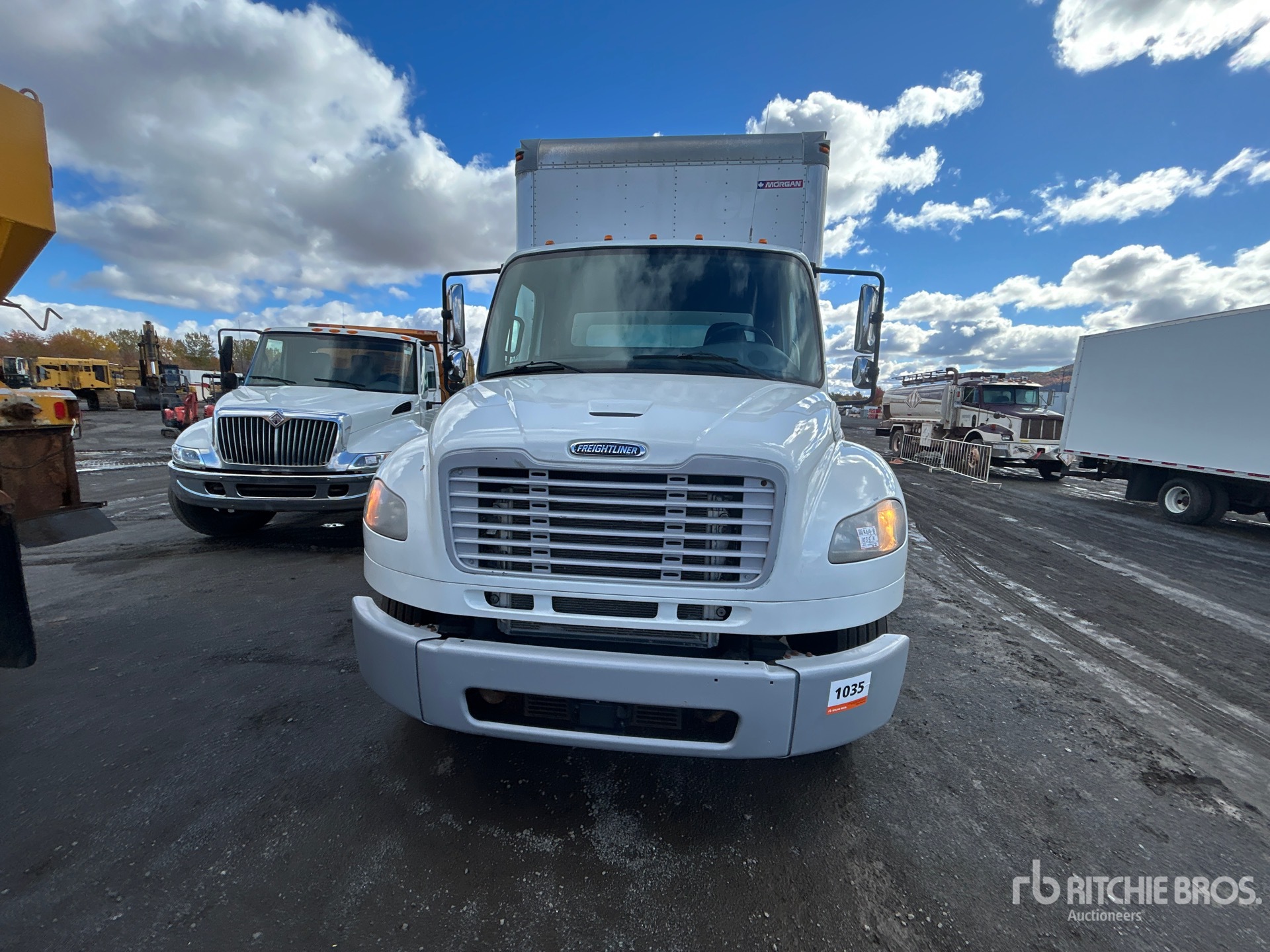 2018 Freightliner M2 106