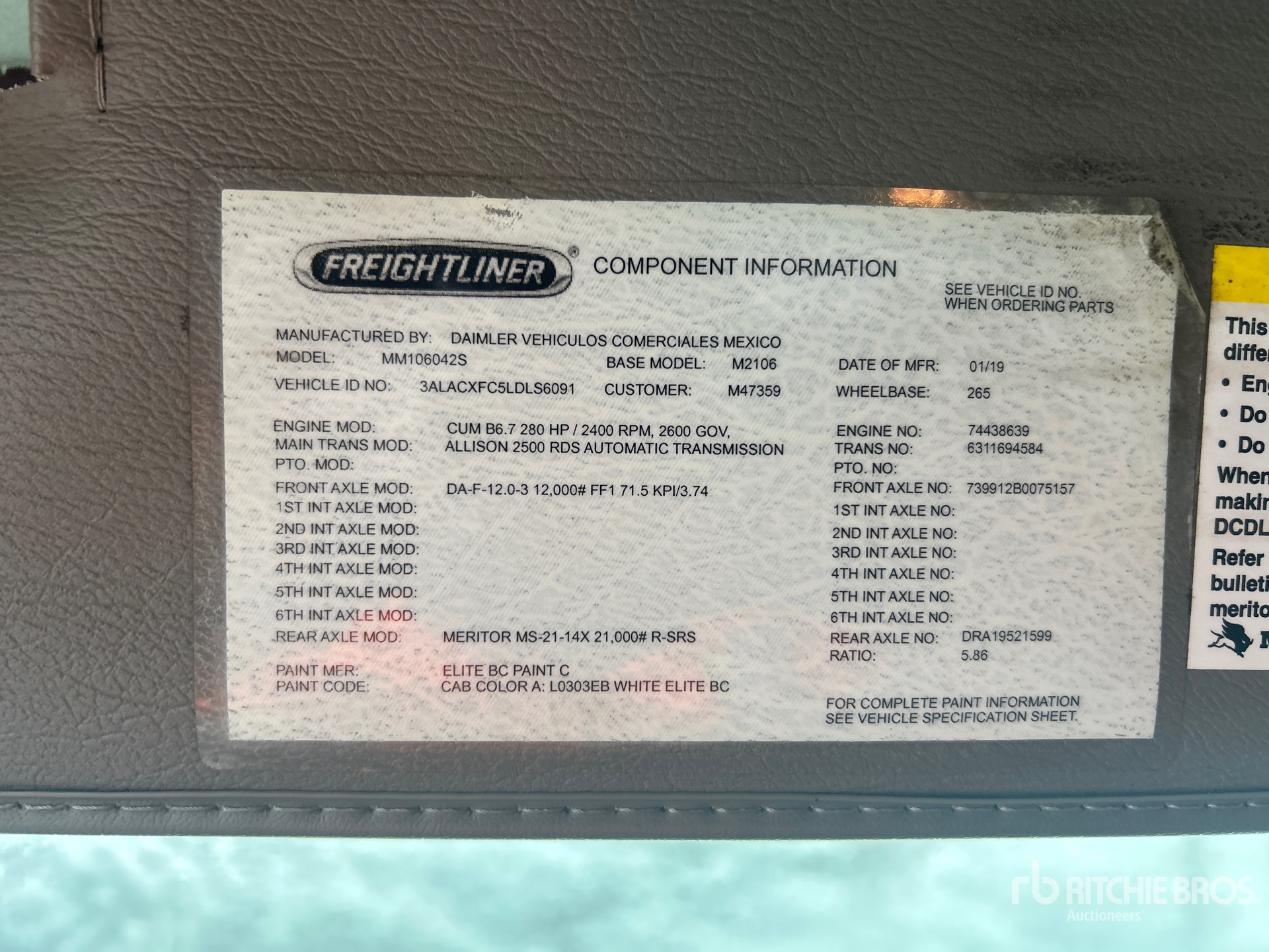 2020 Freightliner M2 106