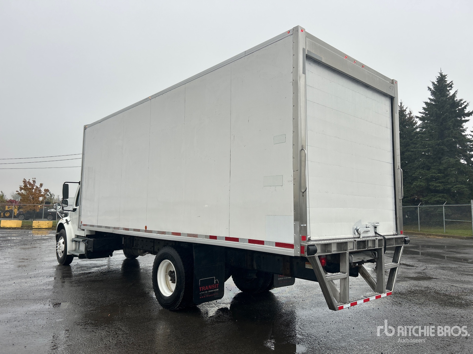 2020 Freightliner M2 106