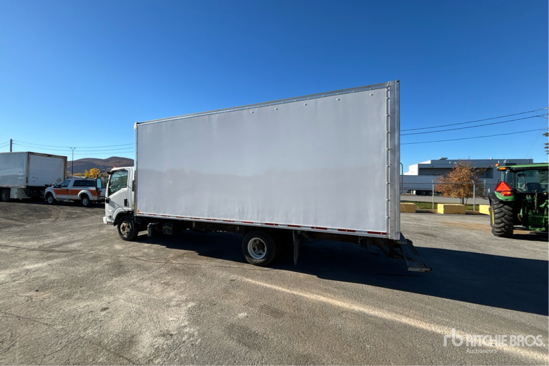 2020 Isuzu NPR HD
