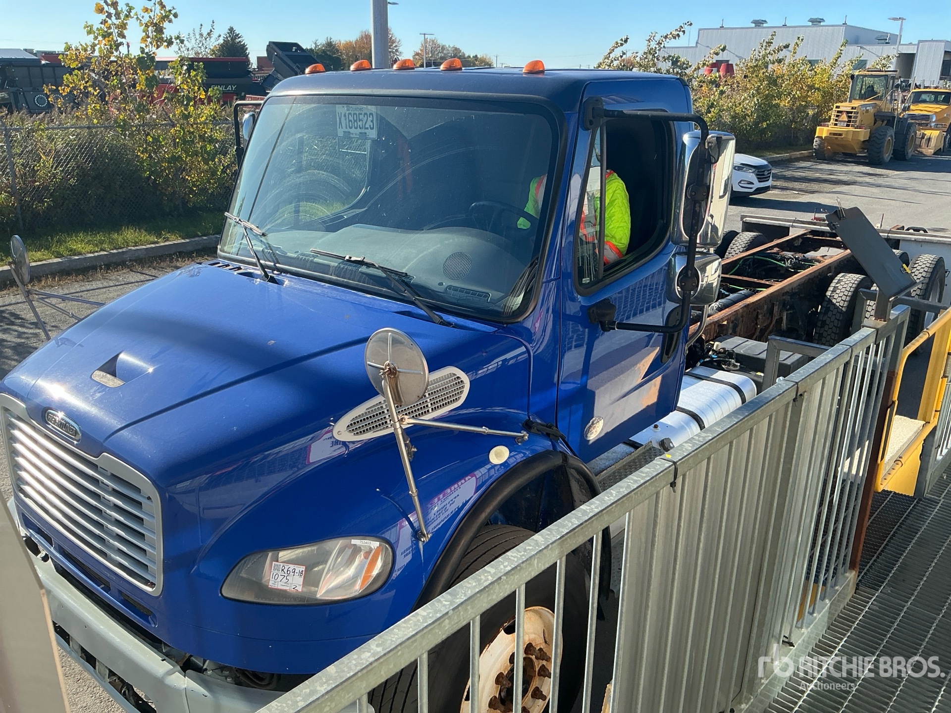 2018 Freightliner M2 106