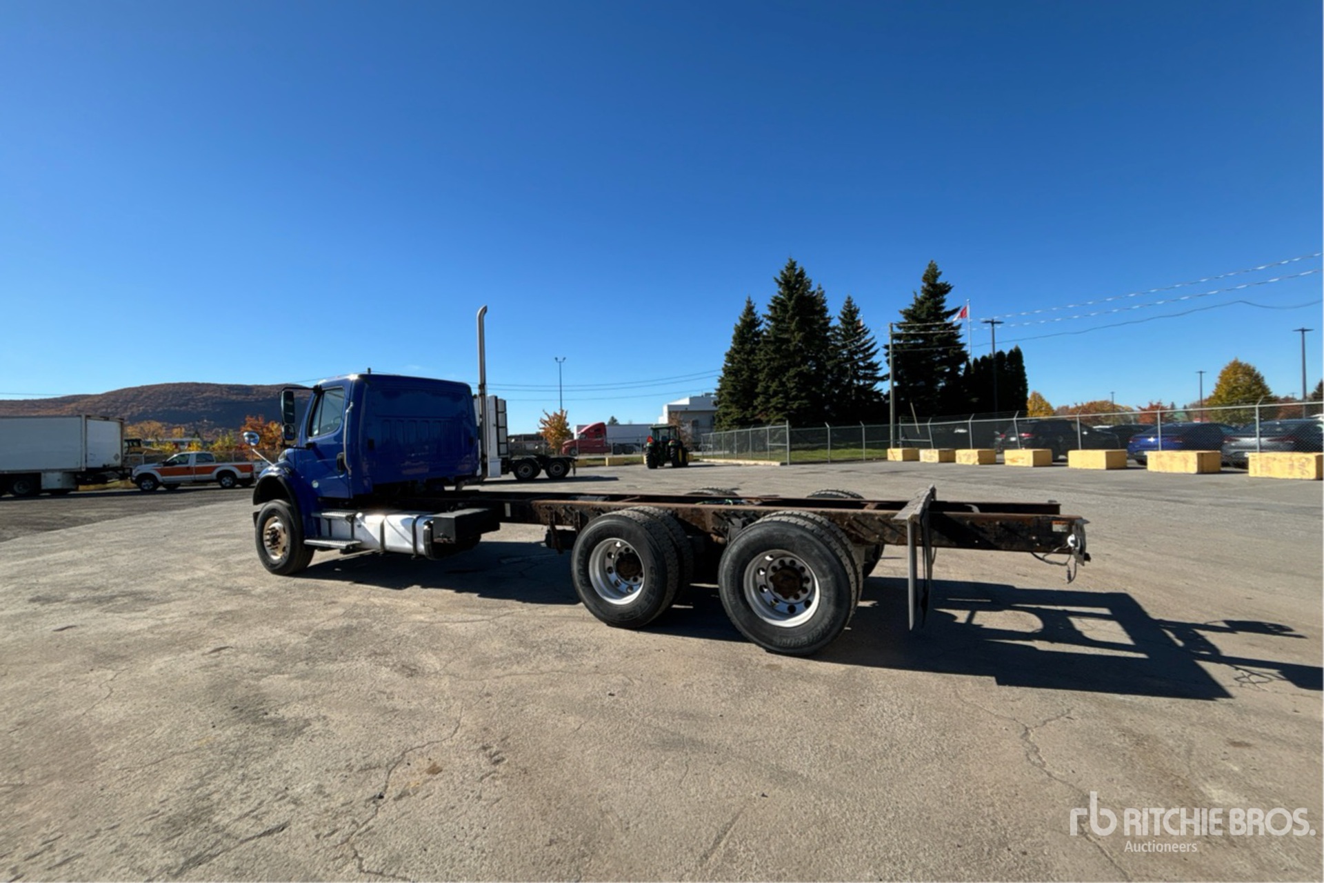 2018 Freightliner M2 106