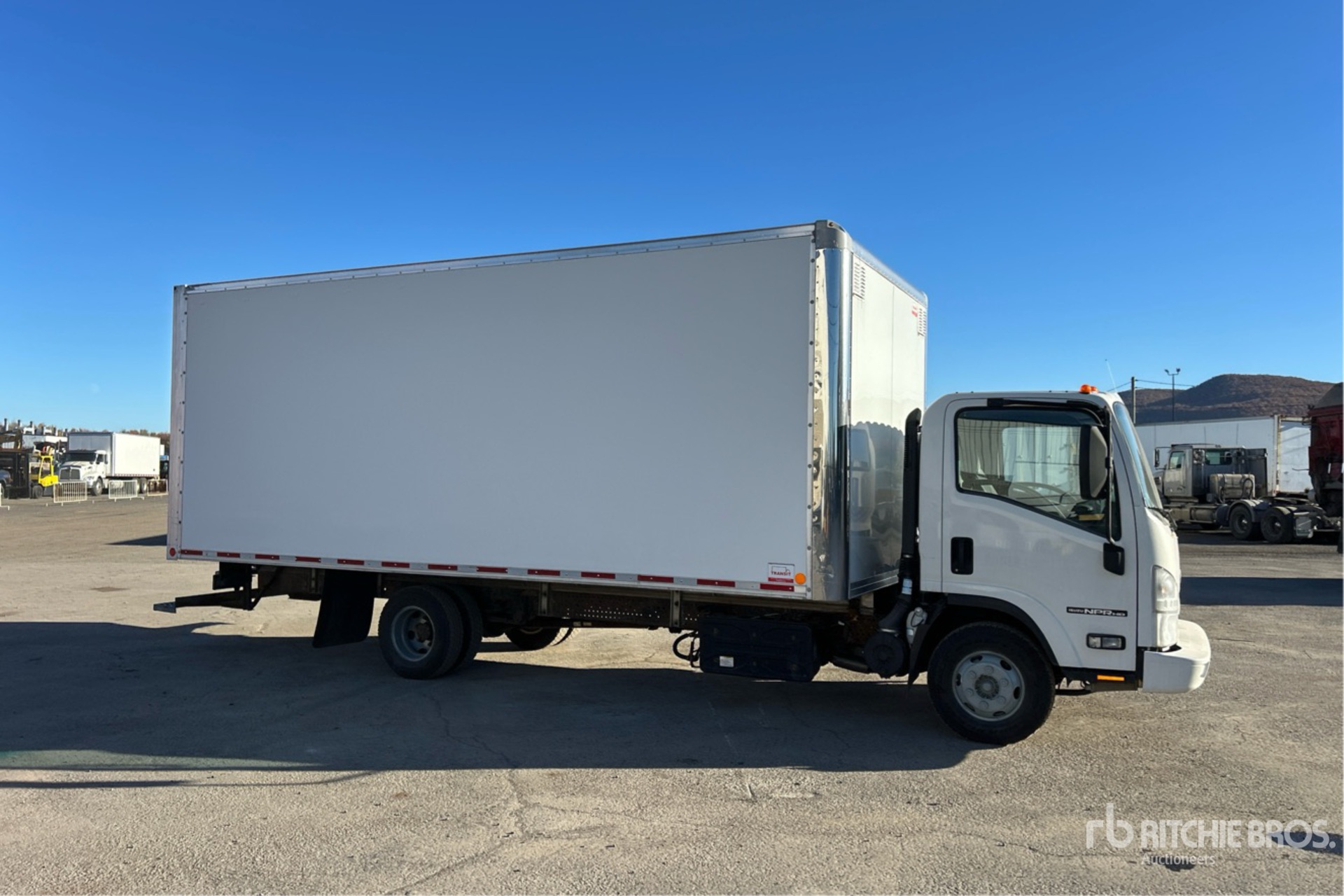 2020 Isuzu NPR HD