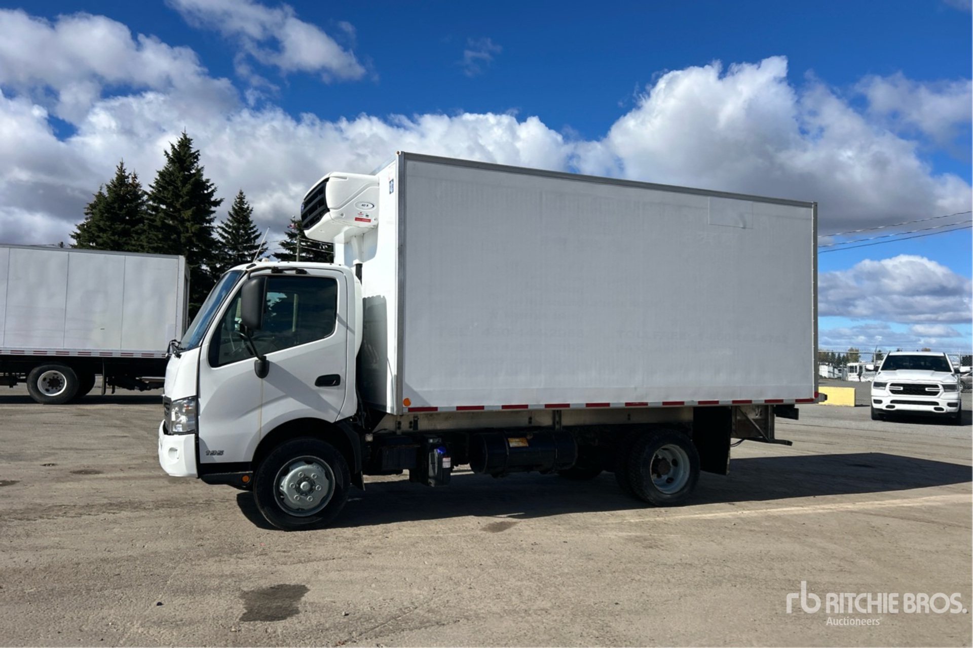 2019 Hino 195