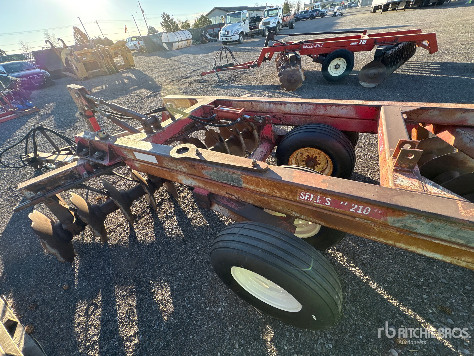 Kello-Bilt 210