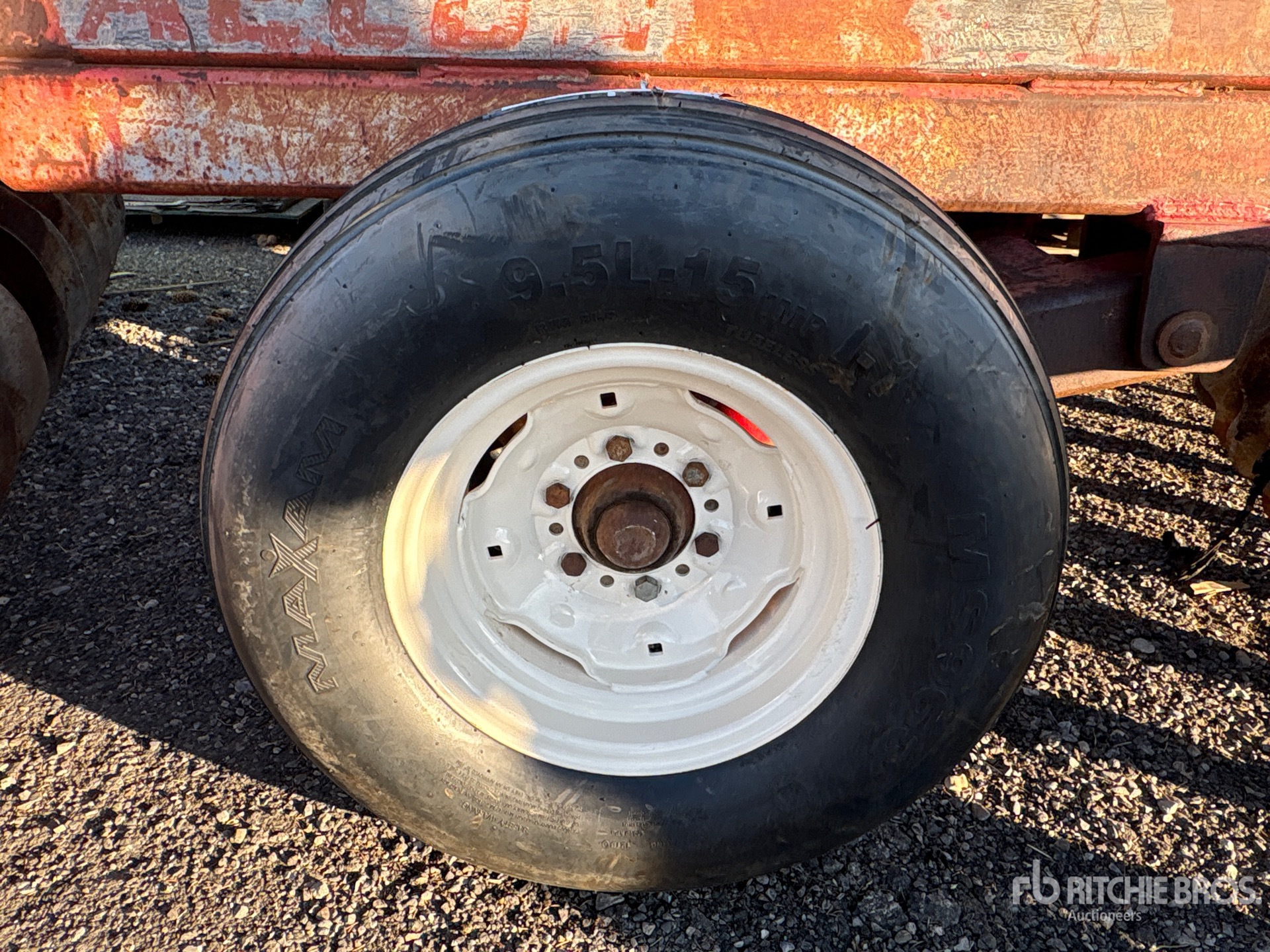 Kello-Bilt 210