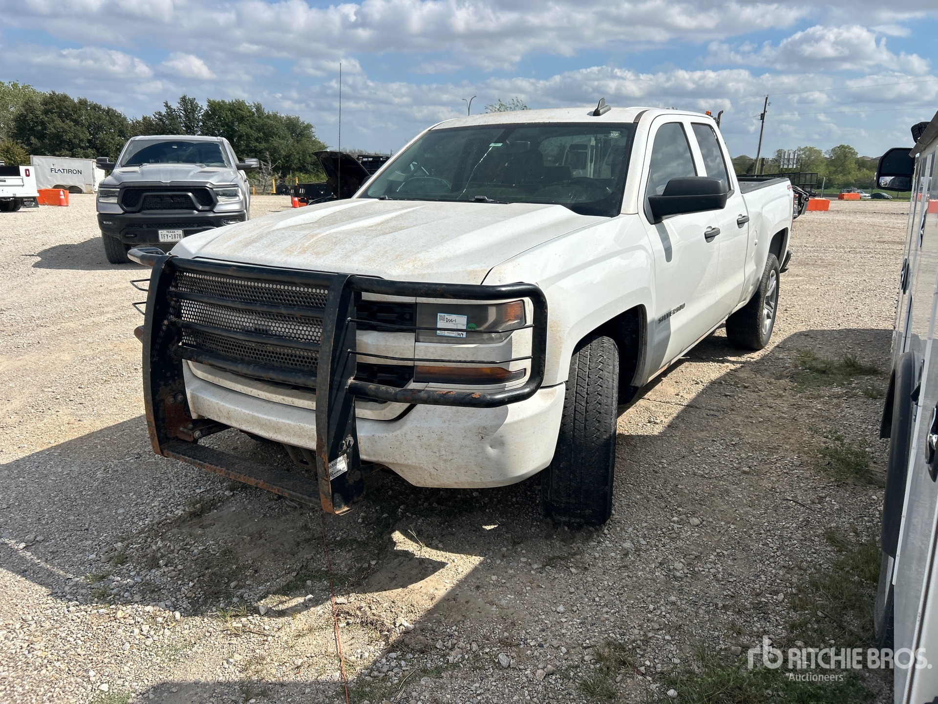 Photo of 2018 Chevrolet SILVERADO 1500