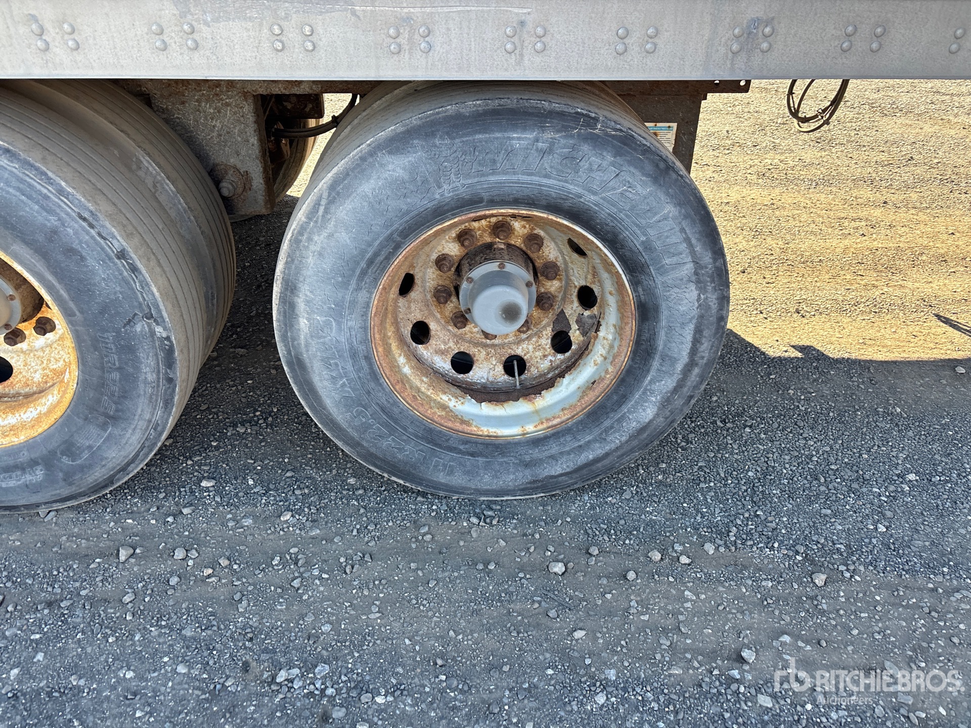 2006 Utility VS2DC