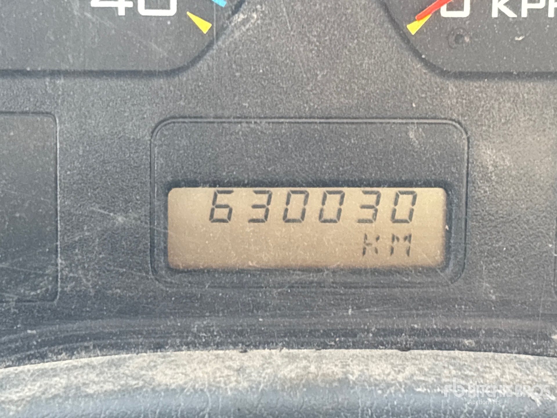 2004 International 7600
