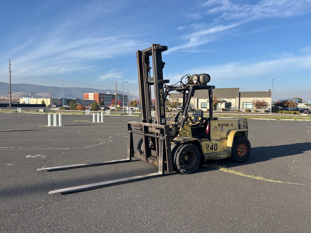 Hyster H155XL 14600 lb Forklift