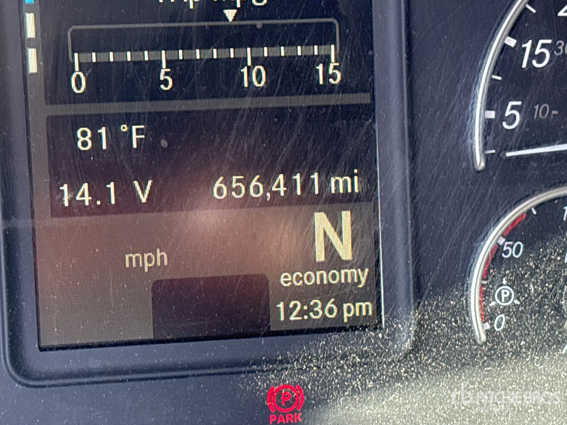 2019 Freightliner CASCADIA 126
