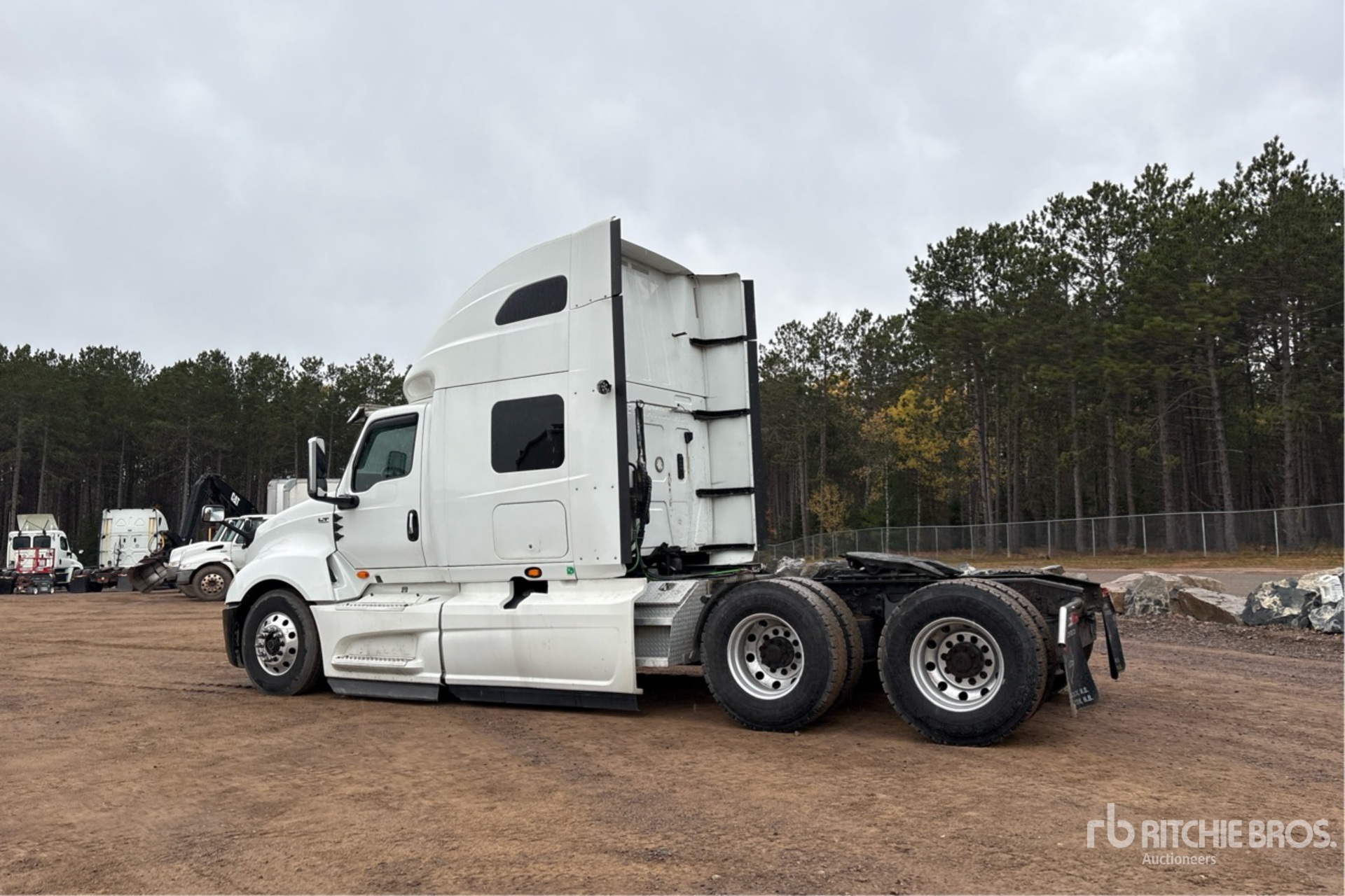 2018 International LT625