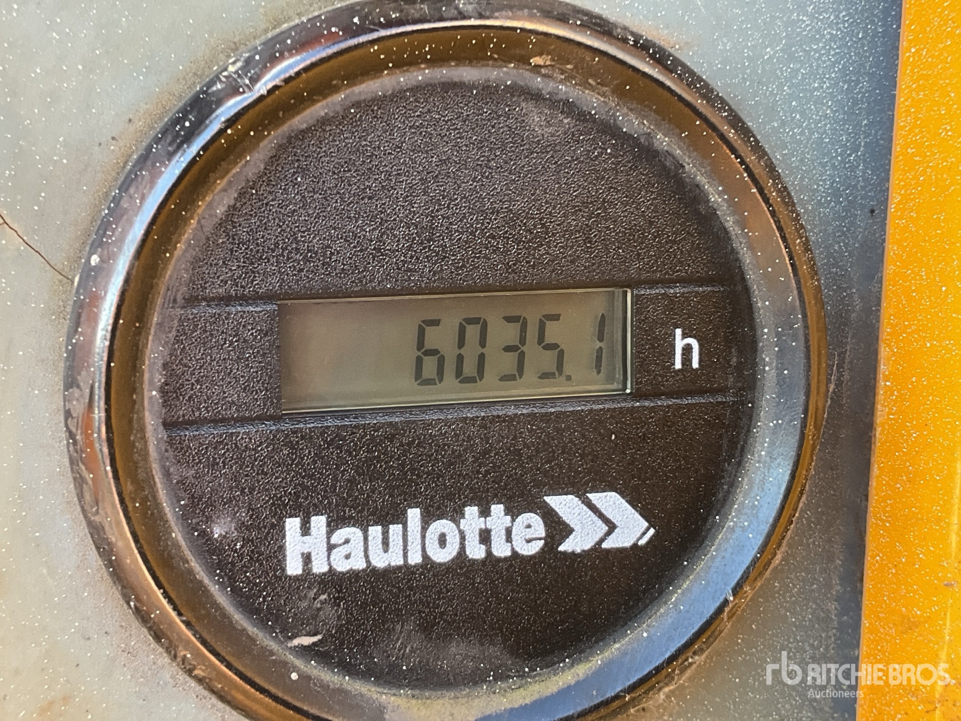 2012 Haulotte HA260PX