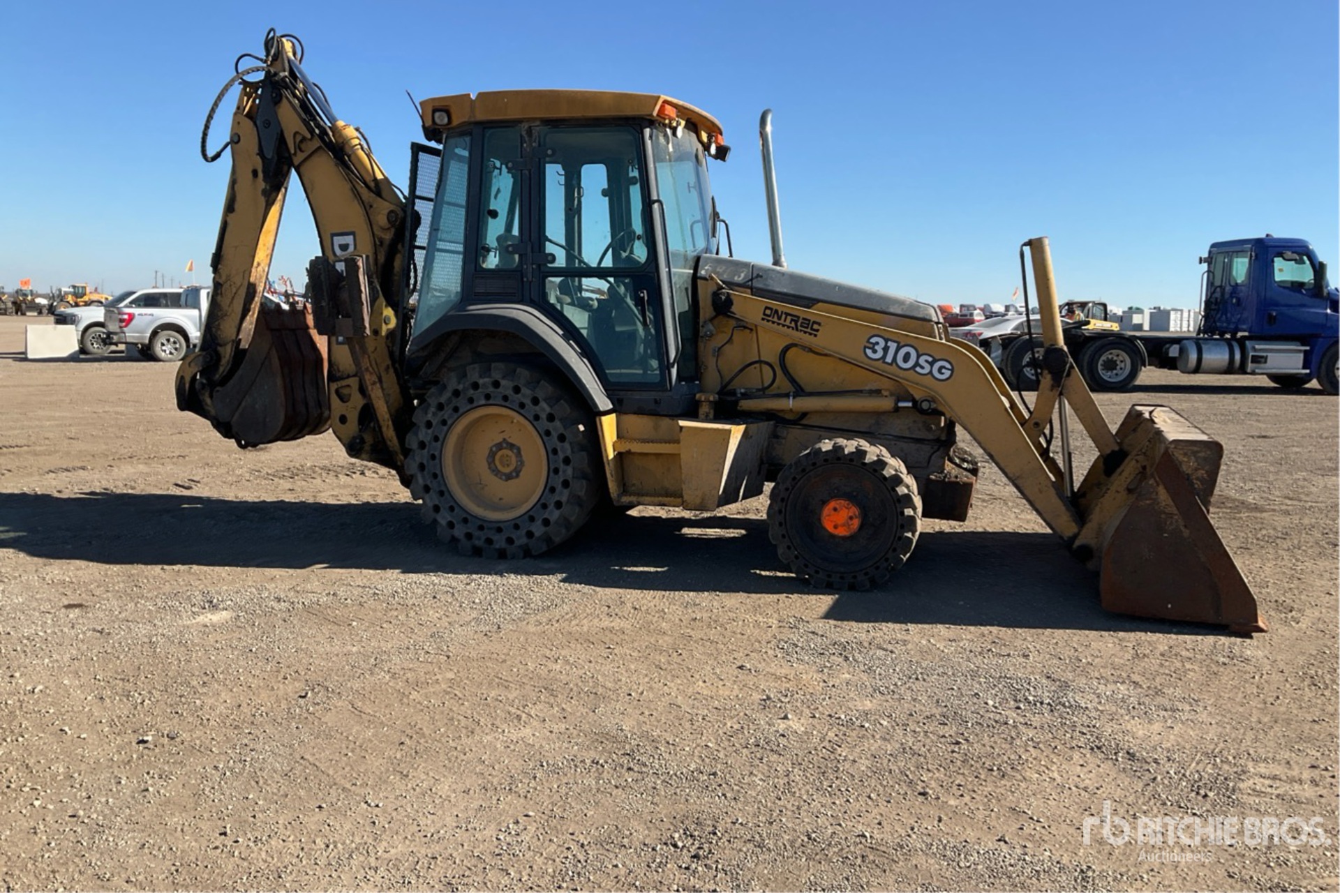 2002 John Deere 310SG