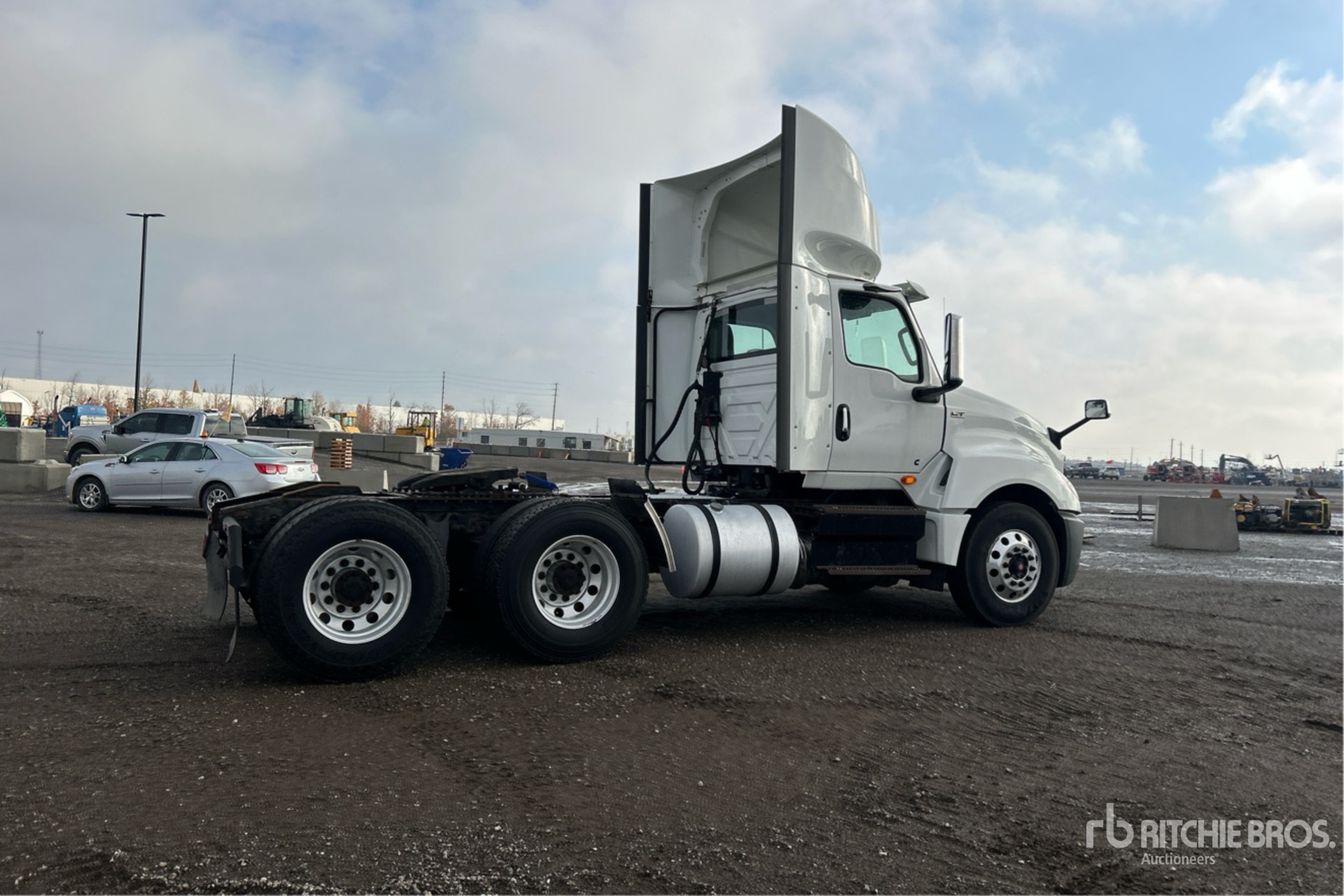 2019 International LT625