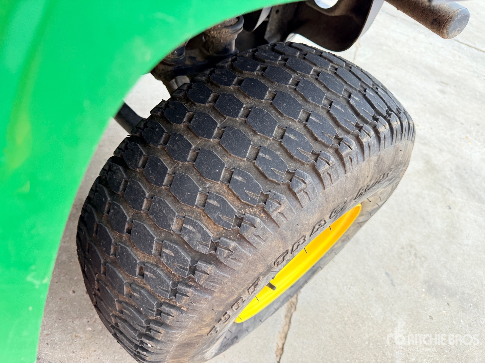 John Deere HPX815E