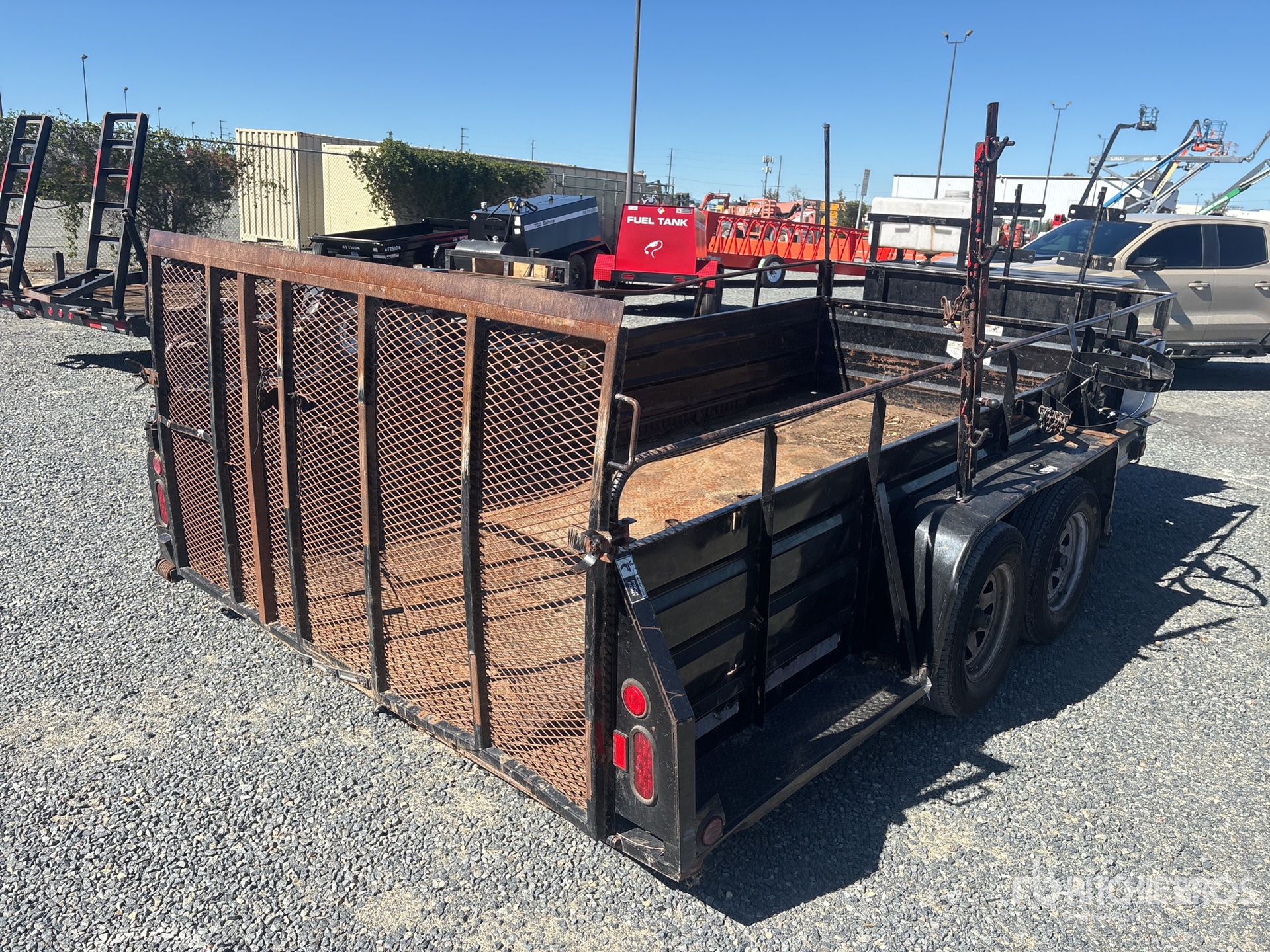 2017 Millerbilt 14 FT T/A