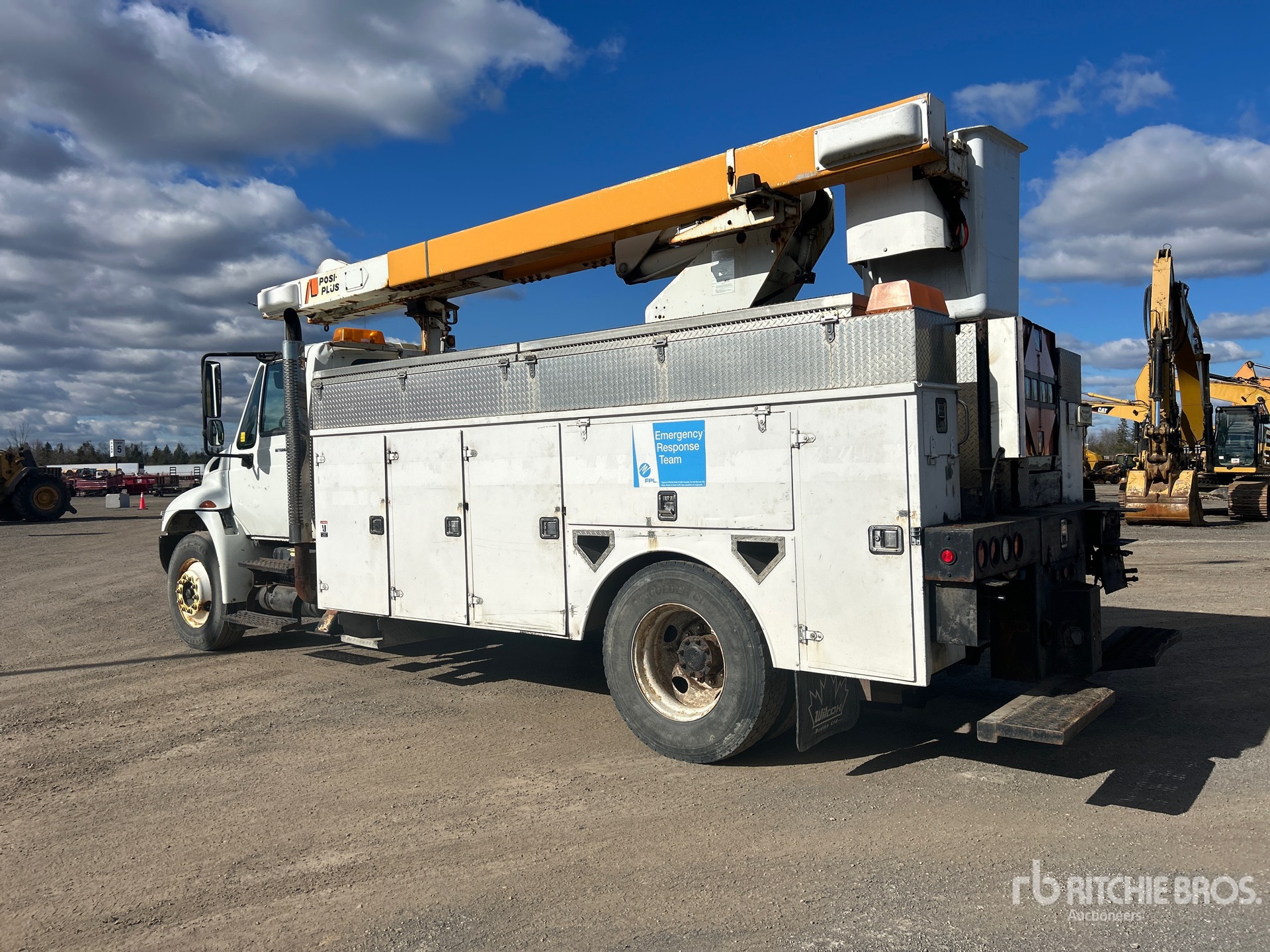 2005 International 4300